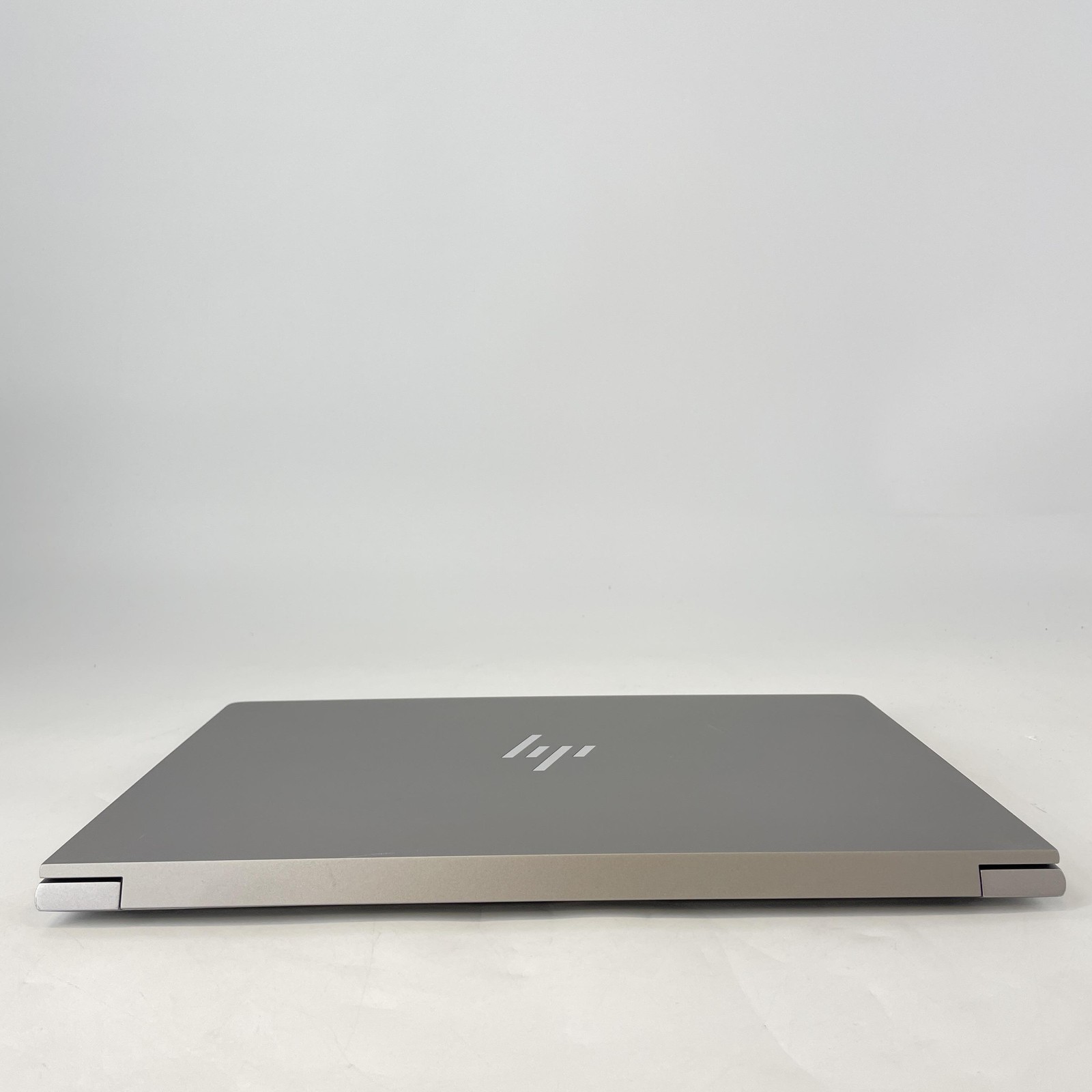 HP ZBook Studio 16 G11 UHD+ 1.4 GHz Ultra 7 165H 32GB 512GB SSD RTX 1000 Ada
