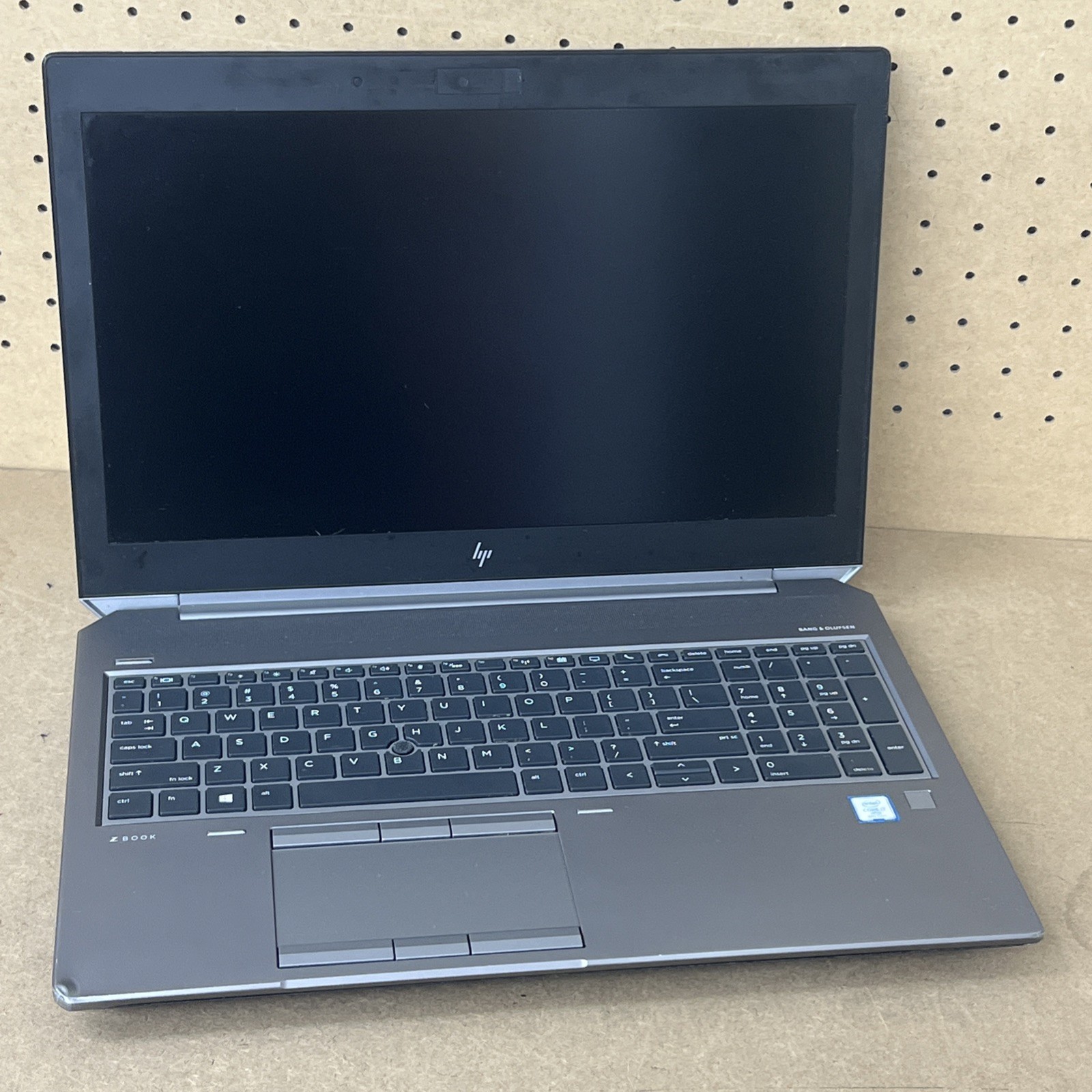 HP ZBook 15 G5 i7-8850H 2.6GHz 16GB Ram Quadro P1000- Fair *No SSD/OS, Read Desc