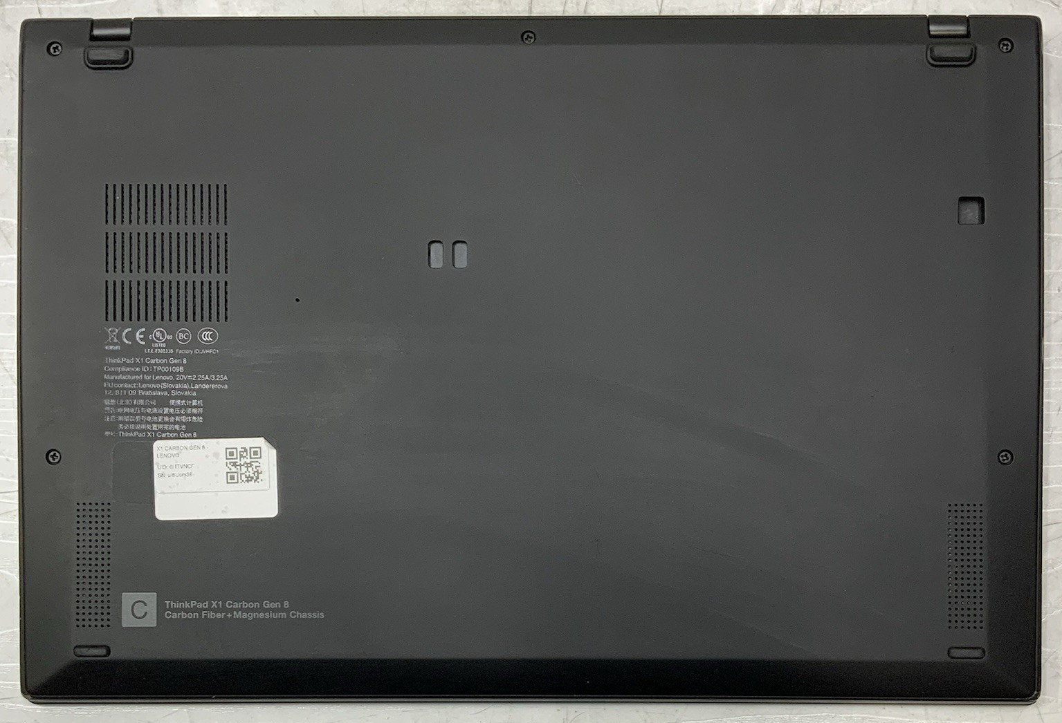 Lenovo ThinkPad X1 Carbon Gen 8 Intel i7-10610U 16GB DDR4 512GB Touchscreen W10P