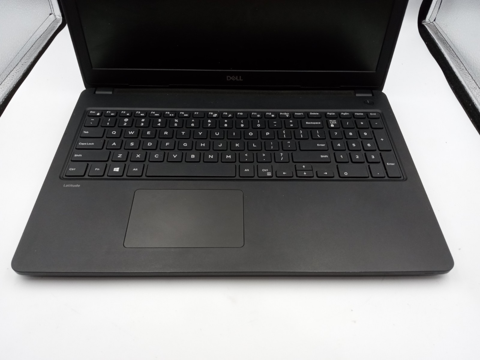 Dell Latitude 3580 15″ Laptop Intel Core i3-6006U 2.0GHz * PARTS/REPAIR * -RR