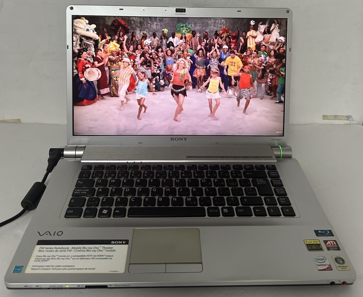 Sony PCG-3F1L VGN-FW300/355J 16.4″Intel Core 2Duo P8600 2.4GHz 4GB Ram-250GB HDD