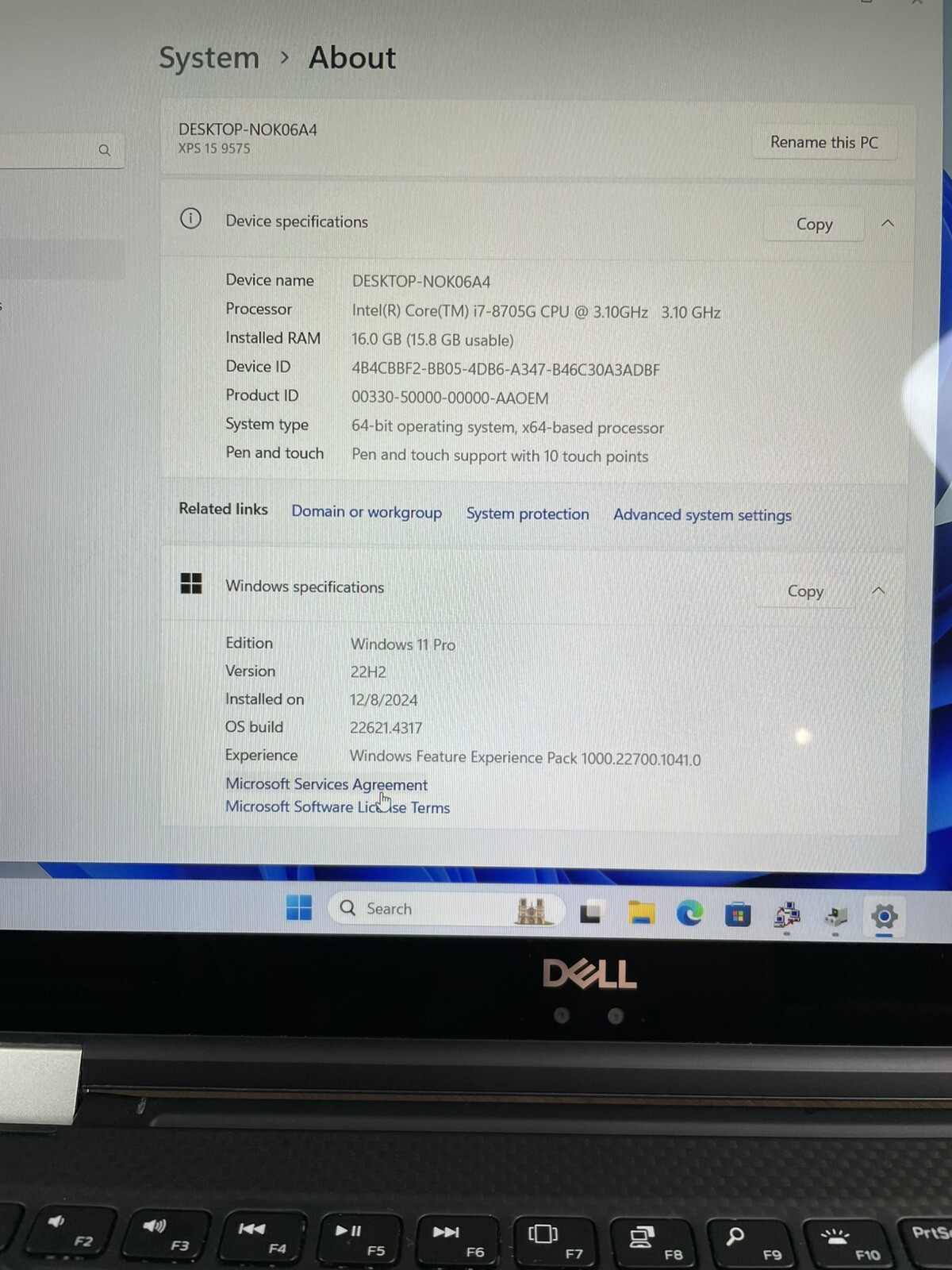 DELL XPS 15 9575 i7-8705G 3.1GHz 16GB RAM 512GB NVMe Radeon Vega Touch 2-in-1