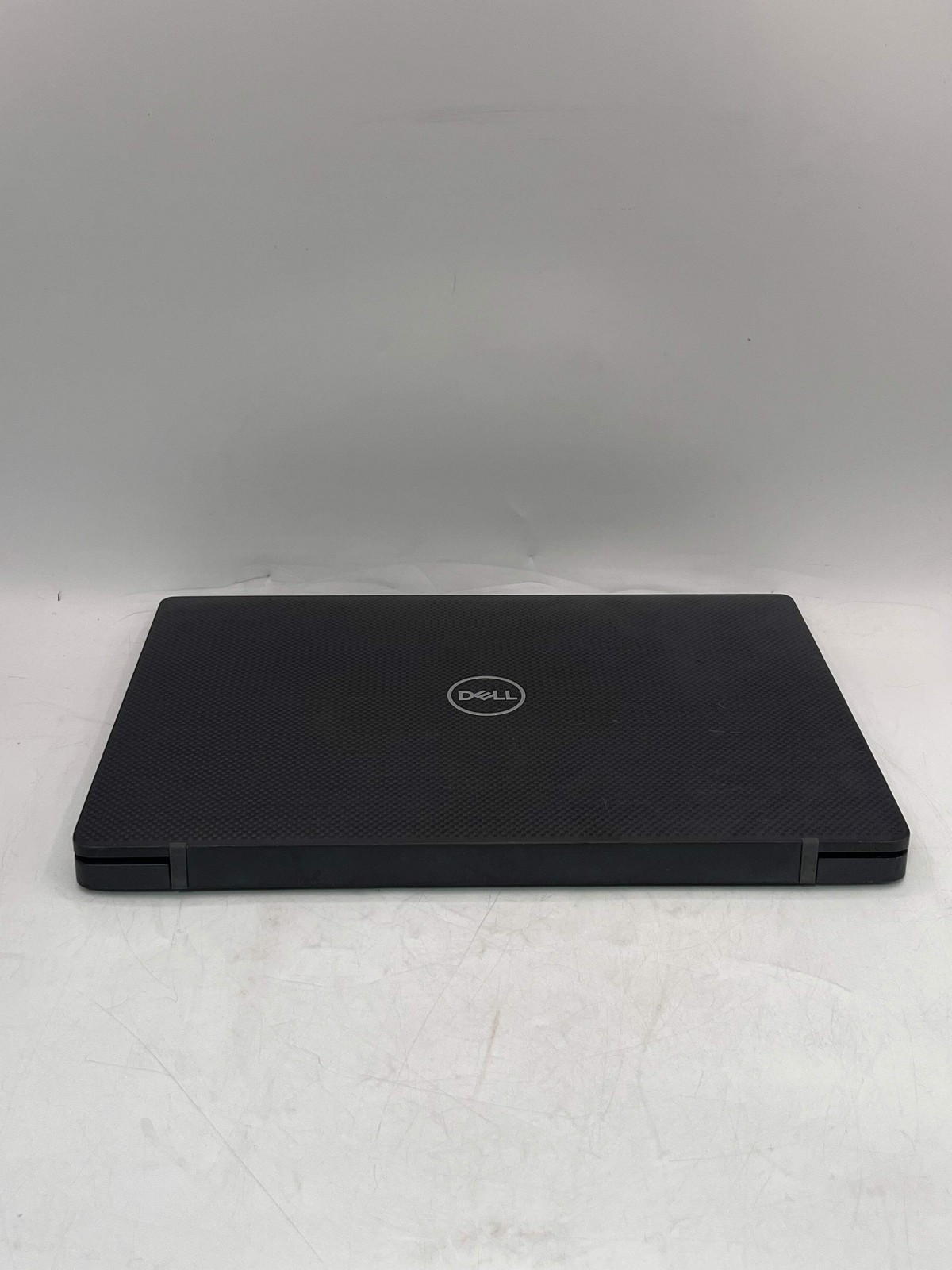 Dell Latitude 7400 15″ Laptop Core i5 8th Gen 16GB 512GB Black