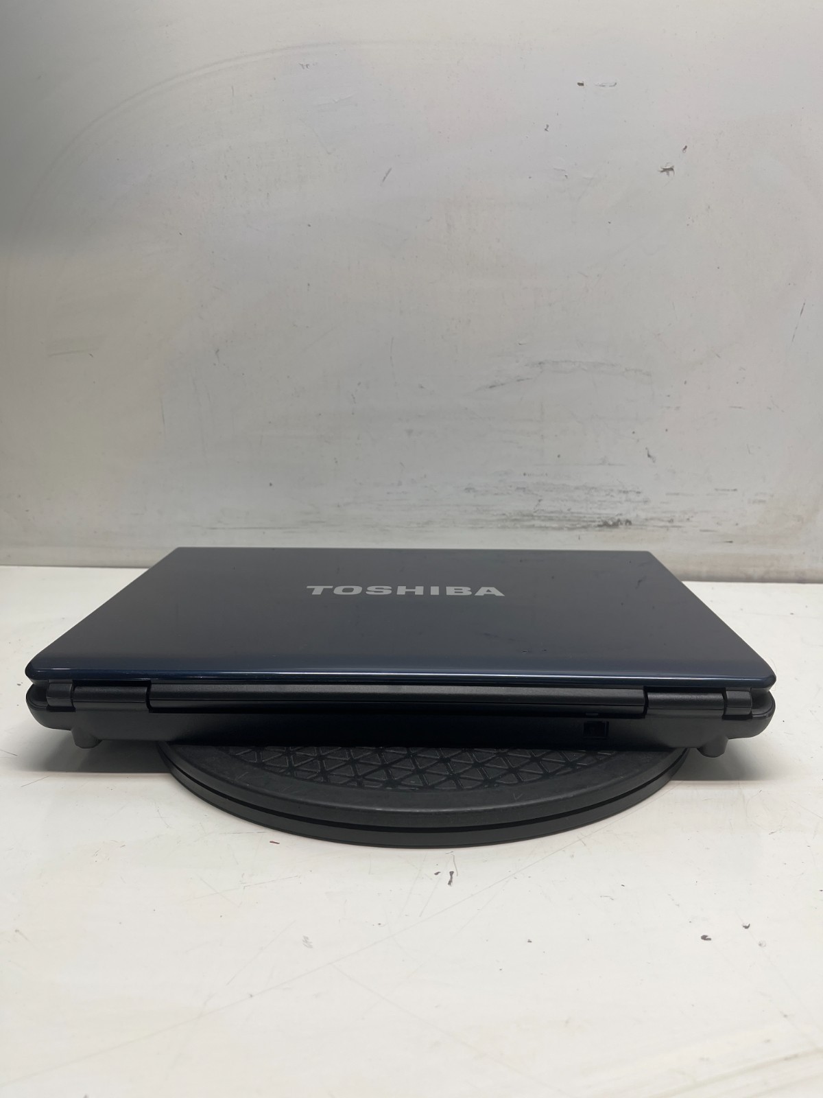 Toshiba Satellite L305-S5921 Intel Pentium Dual T3400 2.16GHz 2GB NO HDD