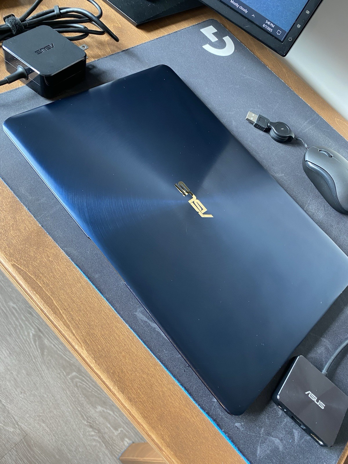 Asus Zenbook 3 Delux UX490U 12.5“ Core I7