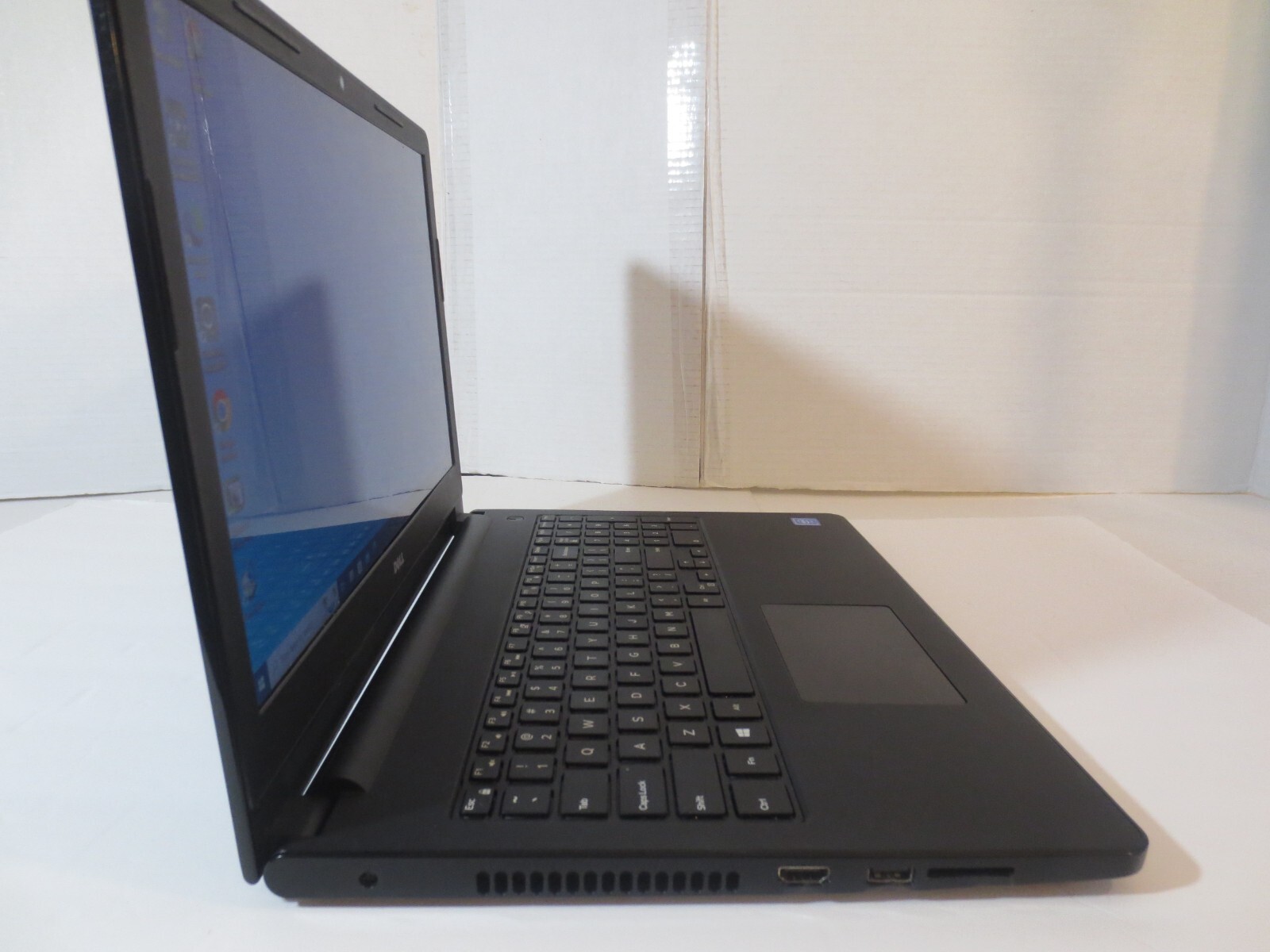 DELL INSPIRON 15-3552 15.6″ CELERON N3060@1.6GHz 8GB RAM 500GB HDD
