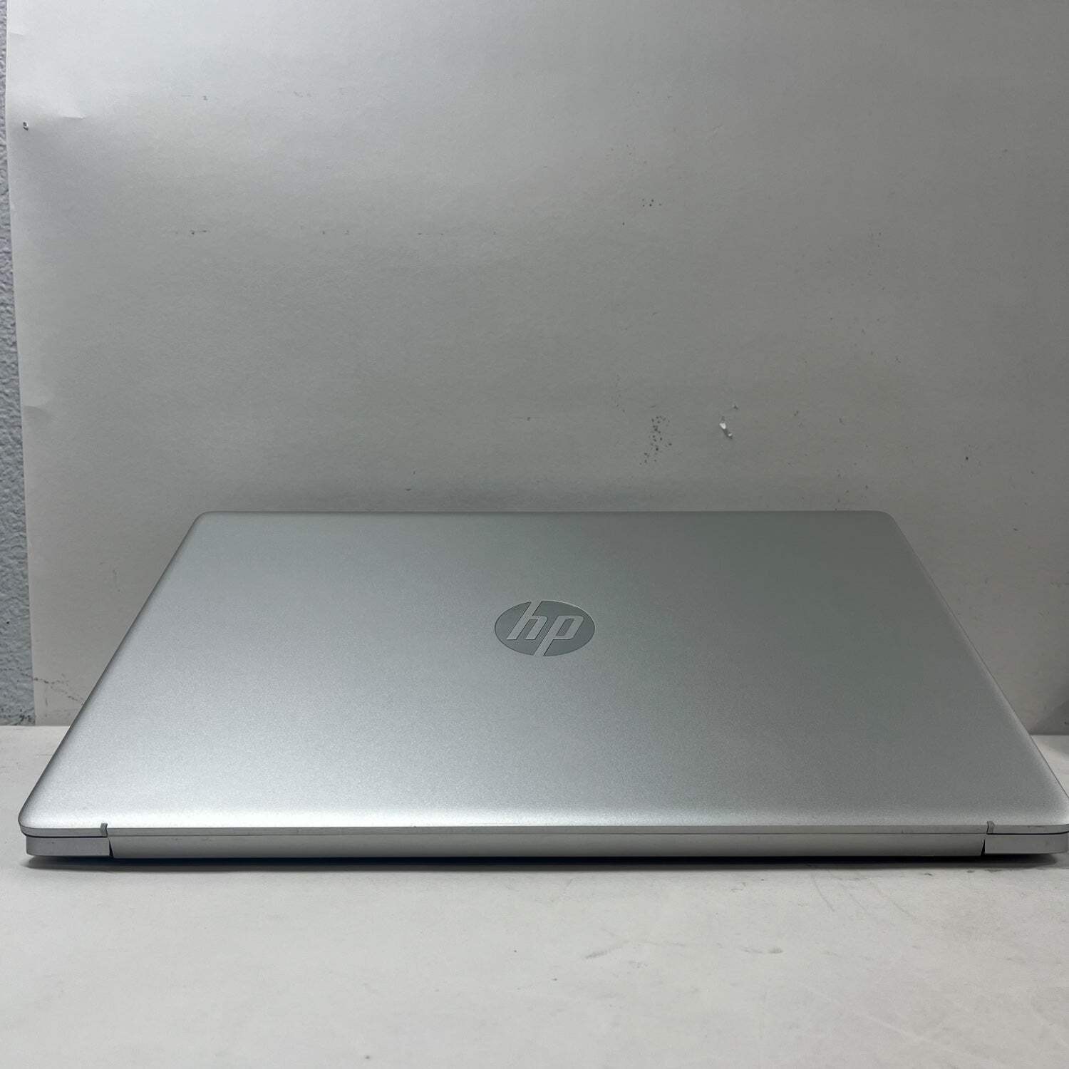 HP Laptop 17-CN2063CL 17.3″ i5-1235U 1.3GHz 12GB RAM 512GB SSD