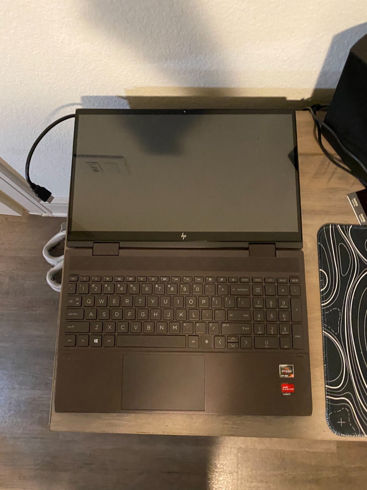 HP ENVY x360 15.6″ (256GB SSD, AMD Ryzen 5, 4.30 GHz, 8GB) Notebook/Laptop -…
