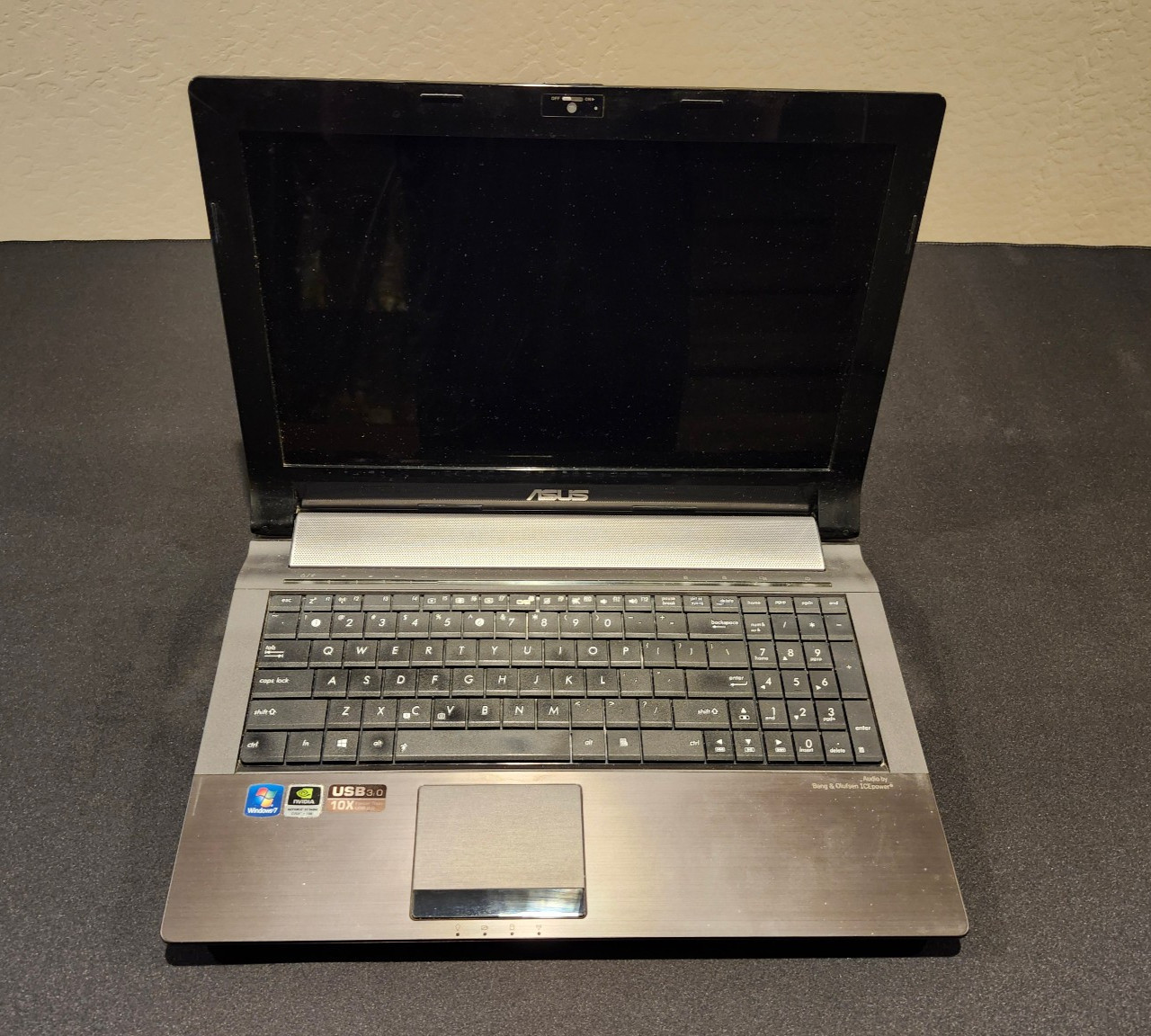 ASUS N53SV Intel i7, GeForce 540M