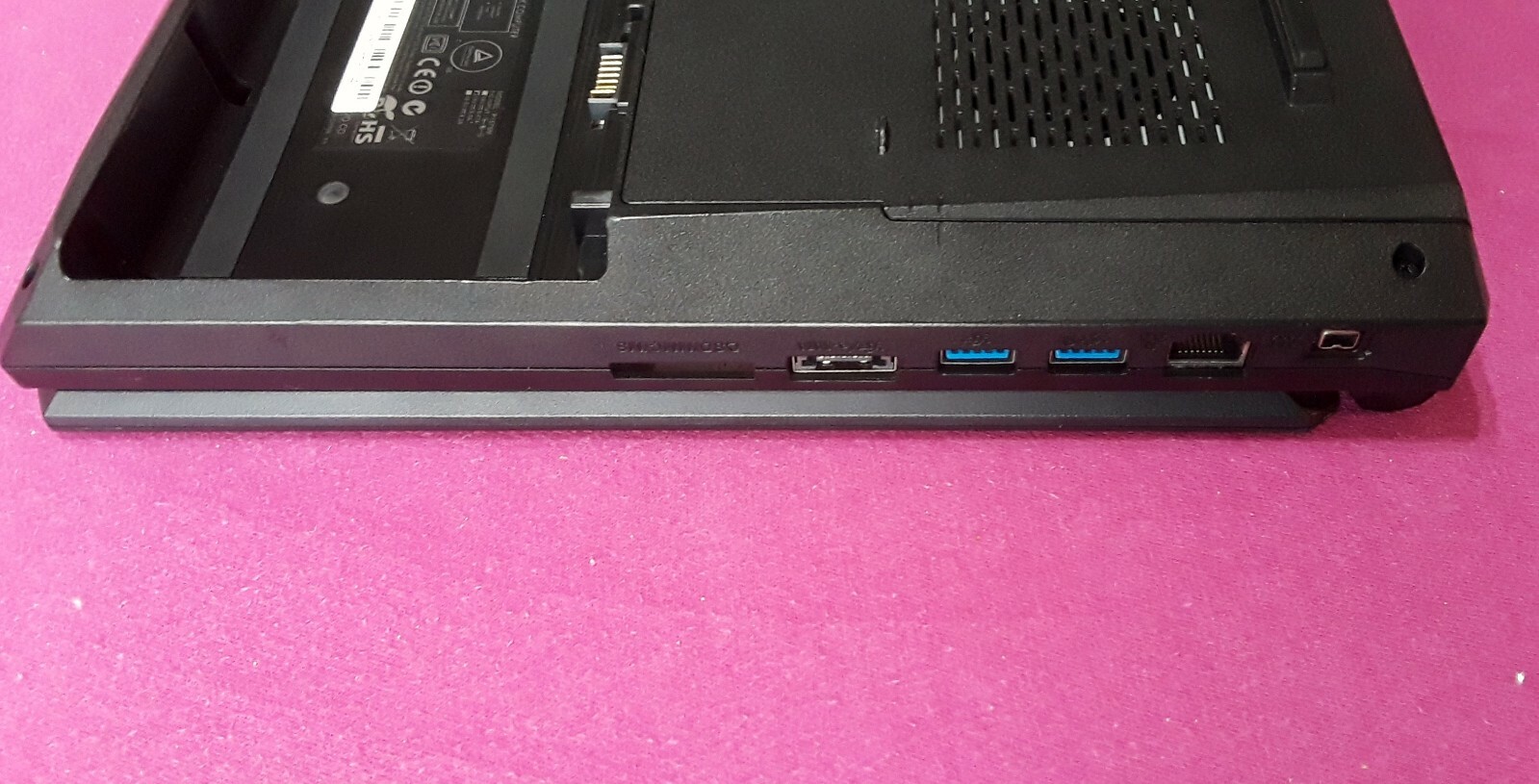 Sager Clevo NP8268 P157SM I7-4810mq 2.8-3.8Ghz 16GB 512GB NVIDIA P3000 AX200