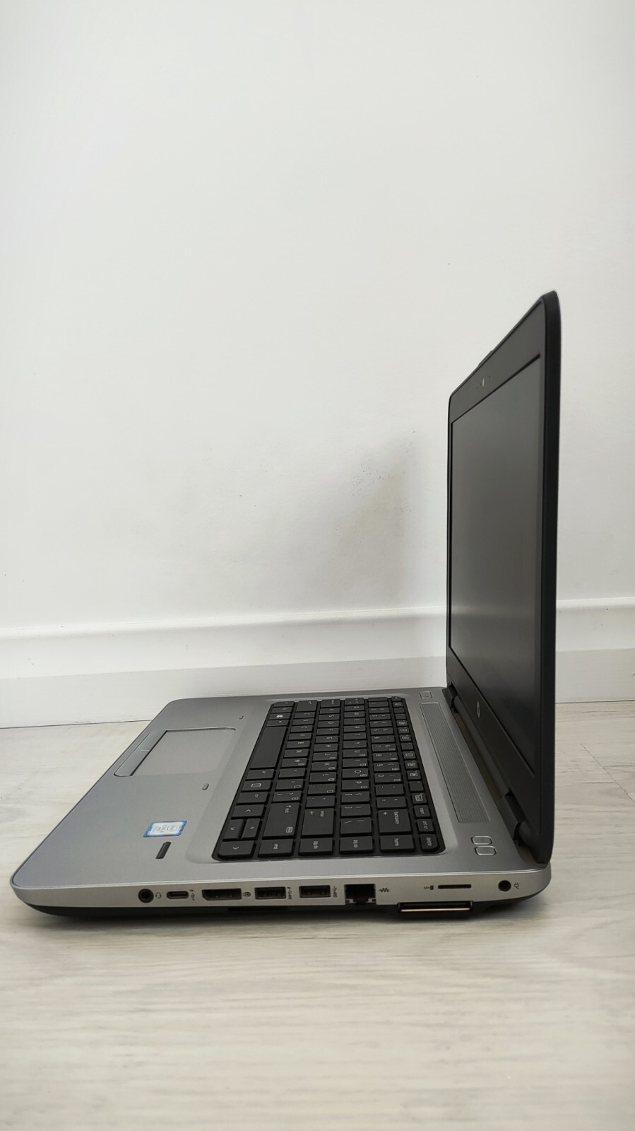 HP PROBOOK 640 G3 14″ Intel Core i5-7200U 2.50GHz 8GB RAM 256GB SSD