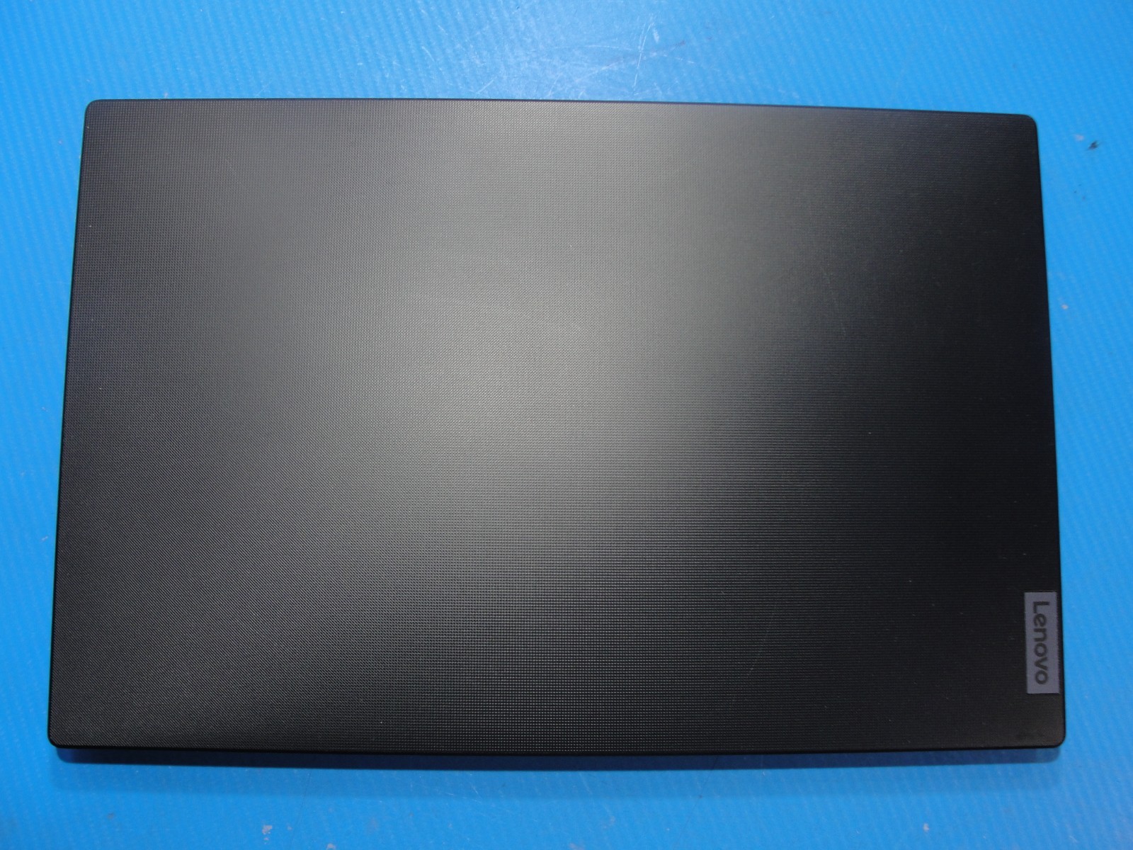 Lenovo V15 G4 ABP 15.6″FHD AMD Ryzen 5 7430U 2.3GHz 8GB RAM 256GB SSD + PA