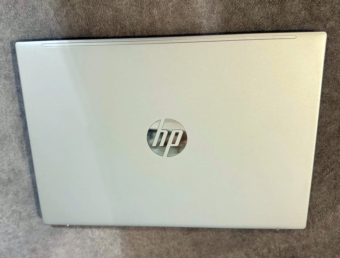 HP Pavilion Aero 13 | Ryzen 7 | 16GB | 512GB SSD | 1kg Ultralight + Extras