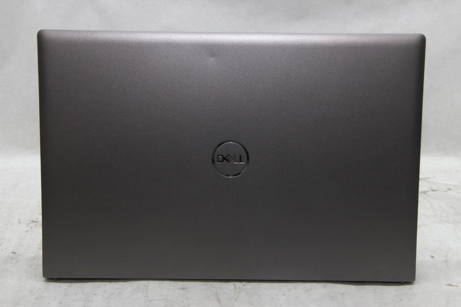 Dell Vostro 14 5410 14″ Laptop i7-11390H 16 GB RAM 256 GB SSD Win 11 w/Charger