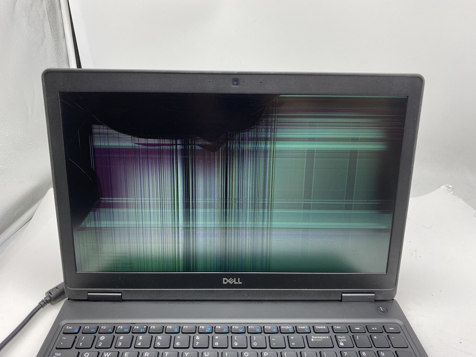 Dell Latitude 5590 Laptop Intel Core i5 8350U 1.7GHz 4GB RAM – No HDD