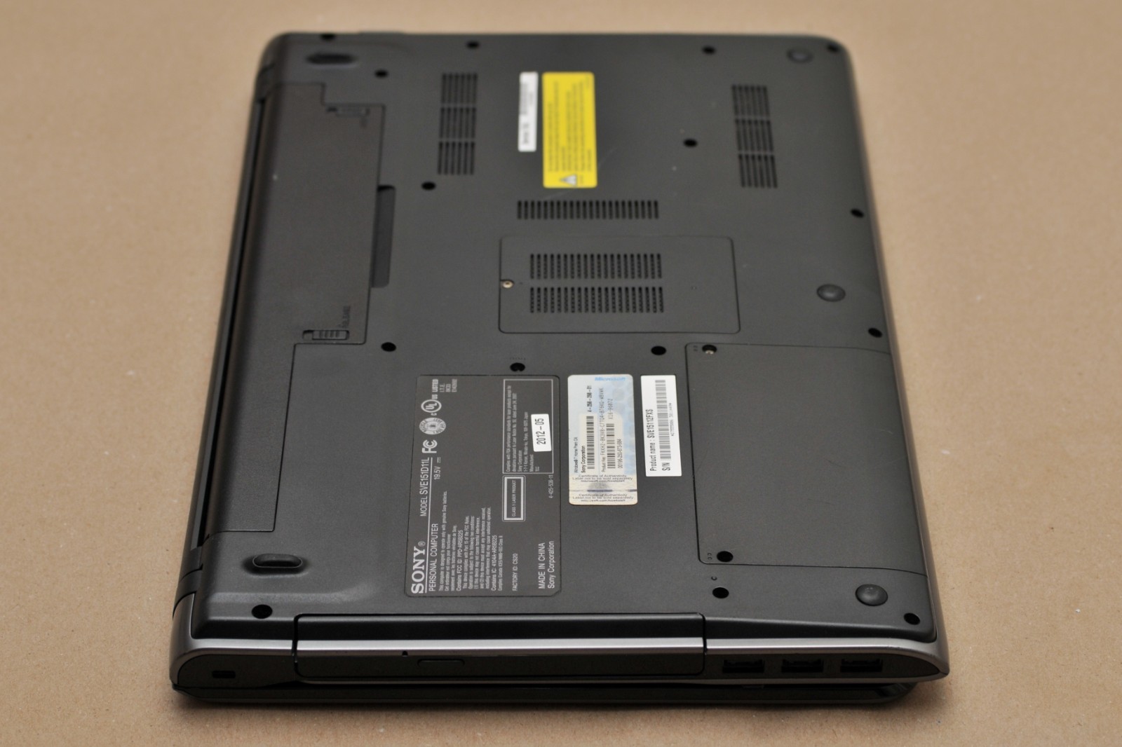 Sony VAIO SVE15112FXS i3-2370M Intel HD 3000 640GB HDD 4GB RAM Windows 7