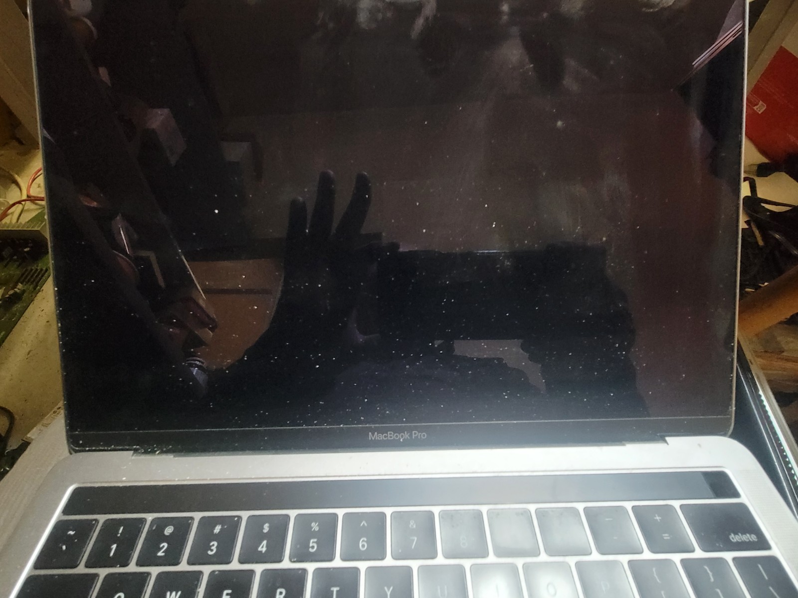 Apple MacBook pro A1706 EMC 3071 For Parts no mother board I could not test it