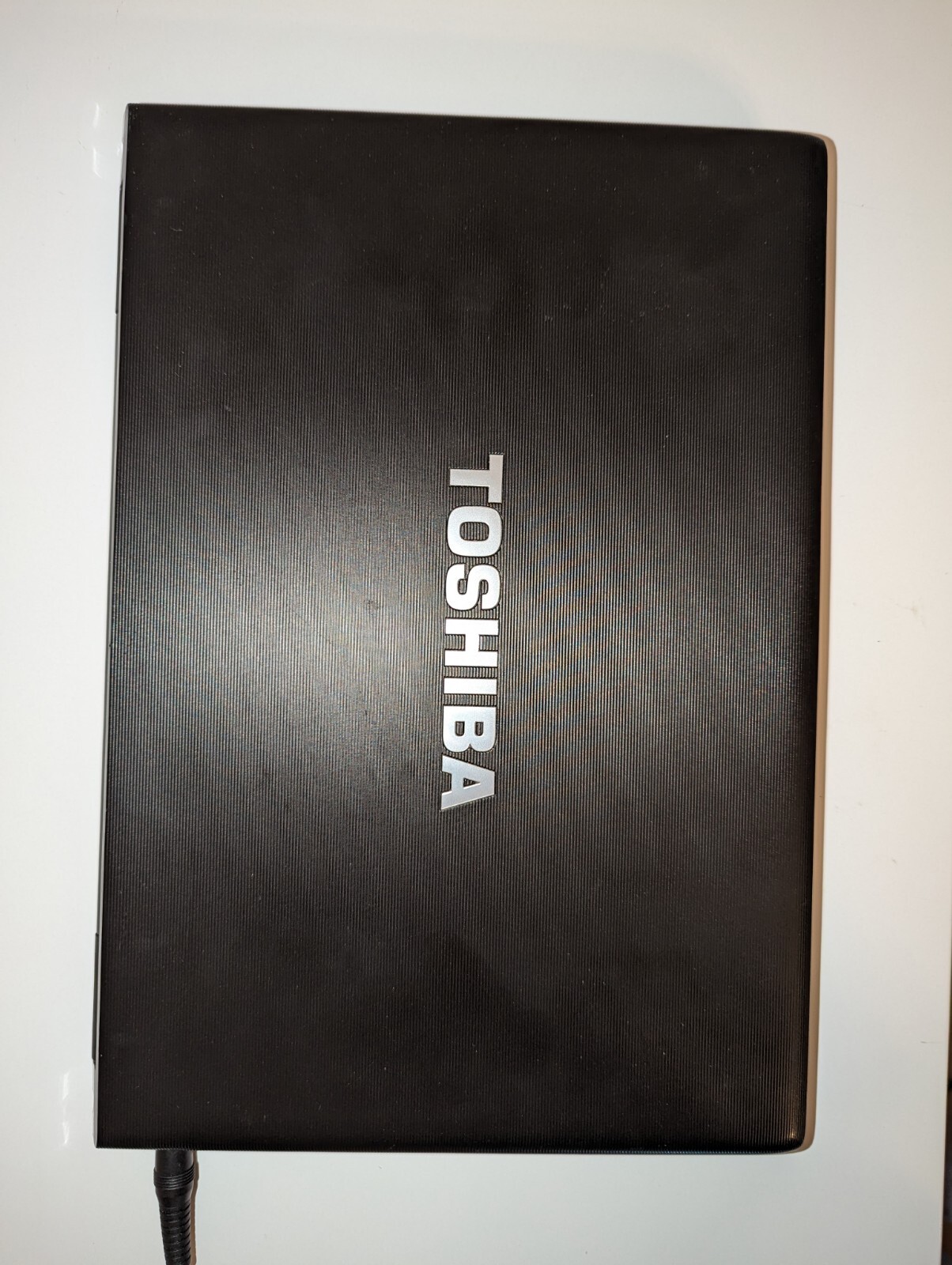 TOSHIBA TECRA R940v3320i5-3320 260GHz 4GB RAM 300HDD WEBCAM BIOS TESTED