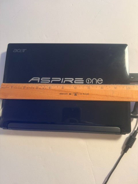 Acer Aspire One D255E Laptop Atom N455 1GB DDR3 160GB HD Battery not working