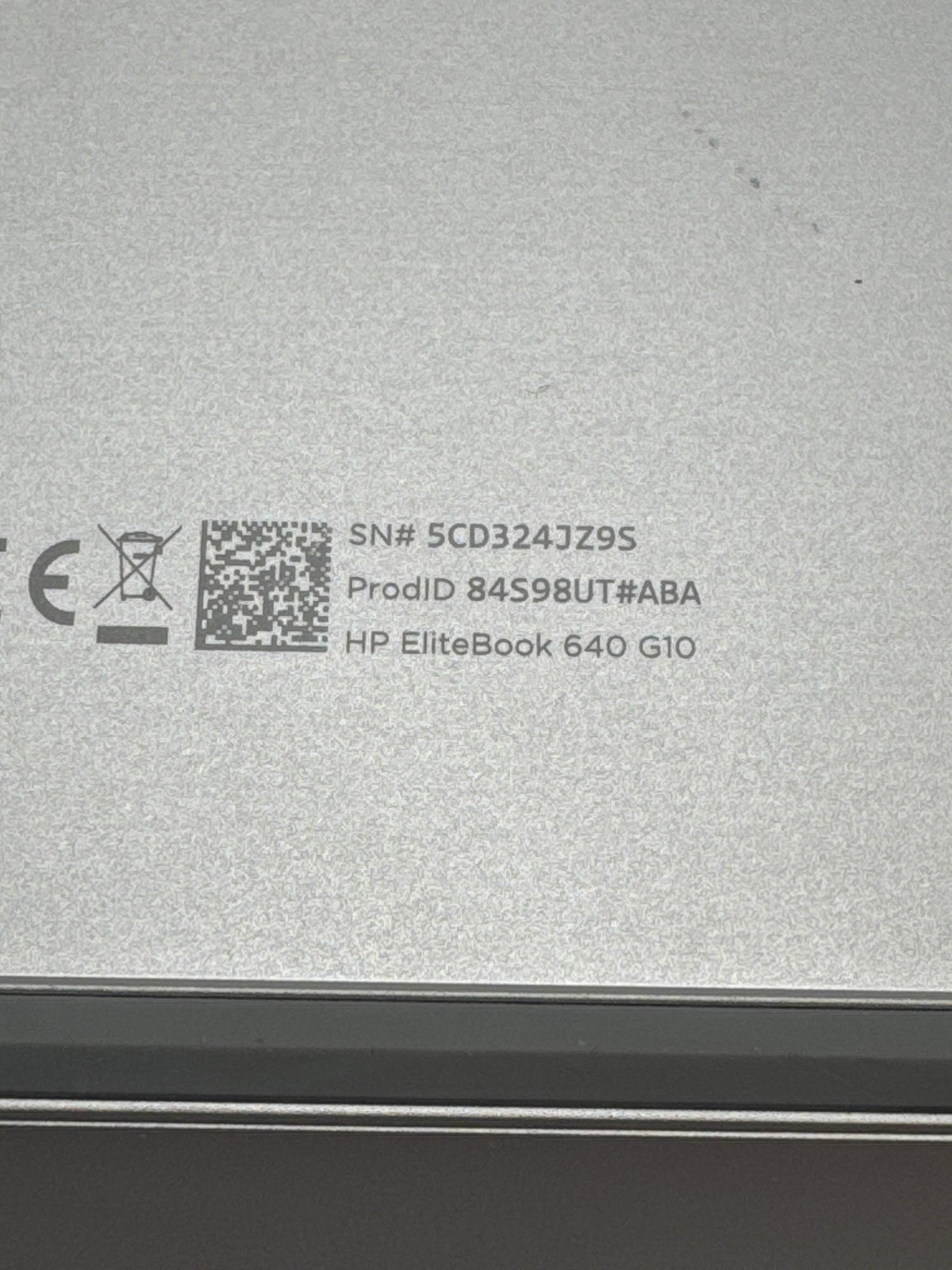 HP EliteBook 640 G10 14.0″ FHD Touch Core i5-1335U 1.30GHz 256GB SSD 8GB RAM