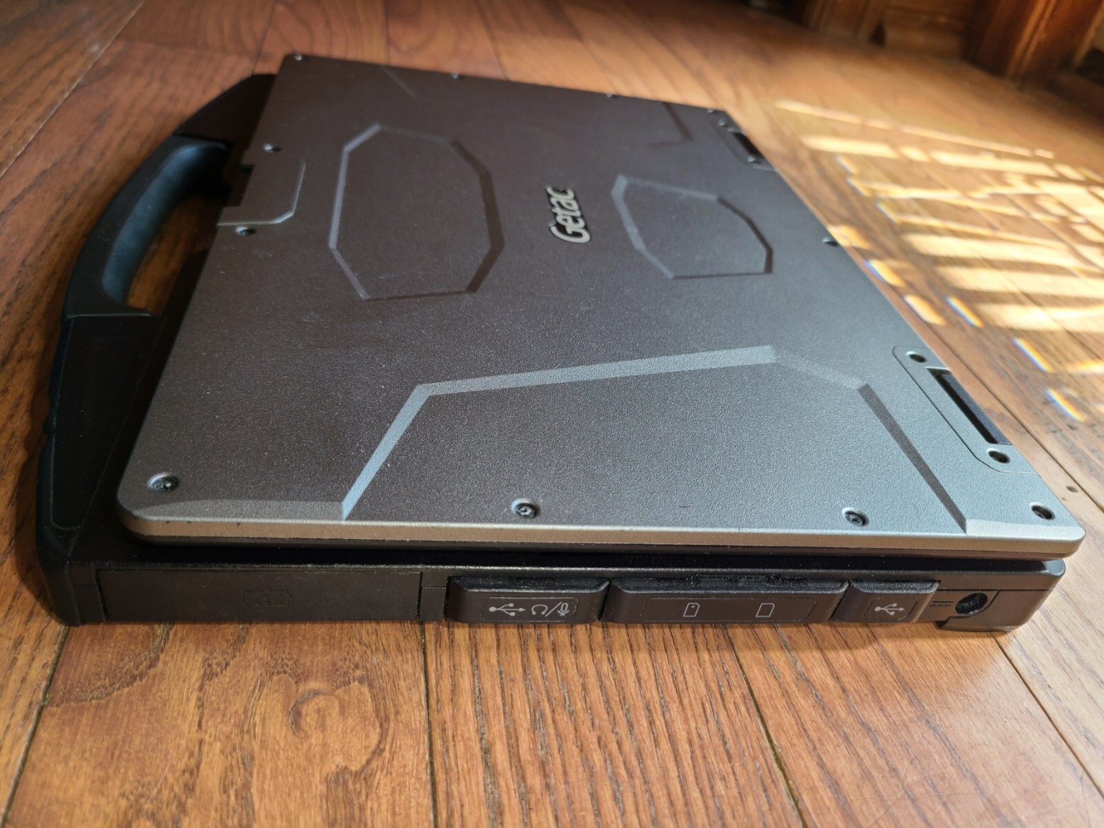 GETAC S410 G2 Rugged Toughbook i3-7100U 2.40GHz 256GB SSD 4GB ram Win 11 Pro – 3