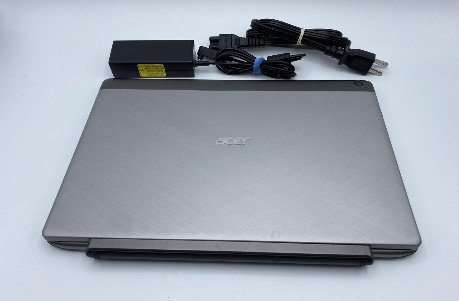 Acer Aspire Switch 11.6″ Intel M 5Y10c 4GB RAM 128GB SSD Win 10 (NT.G74AA.002)