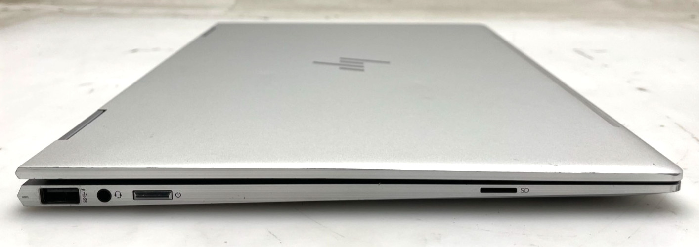 HP Spectre x360 Conv. 13.3″ FHD i7-8550U 16gb Ram 512gb SSD W11 99% Bttry