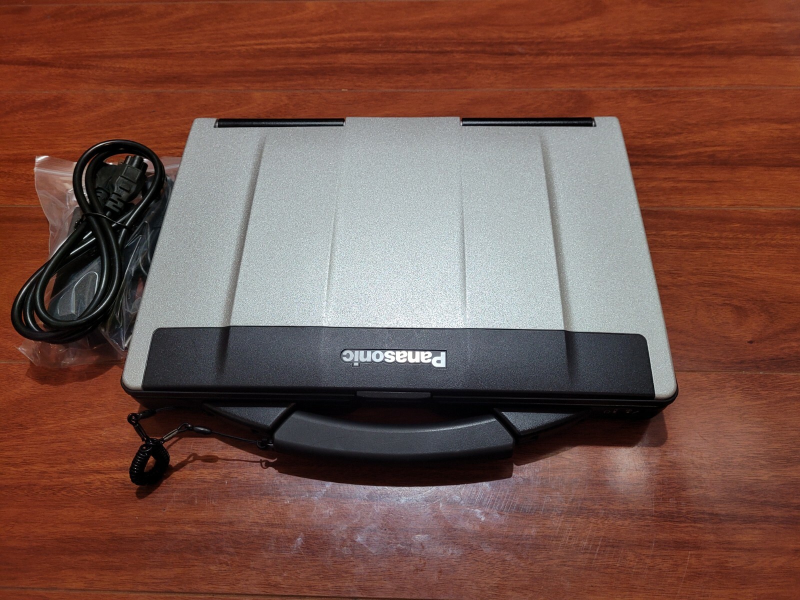 PANASONIC CF-53 MK4🔹i7-4600U@2.10GHz✔️NEW 16GB✔️NEW 1TBSSD✔️WINXP PRO 32BIT SP3