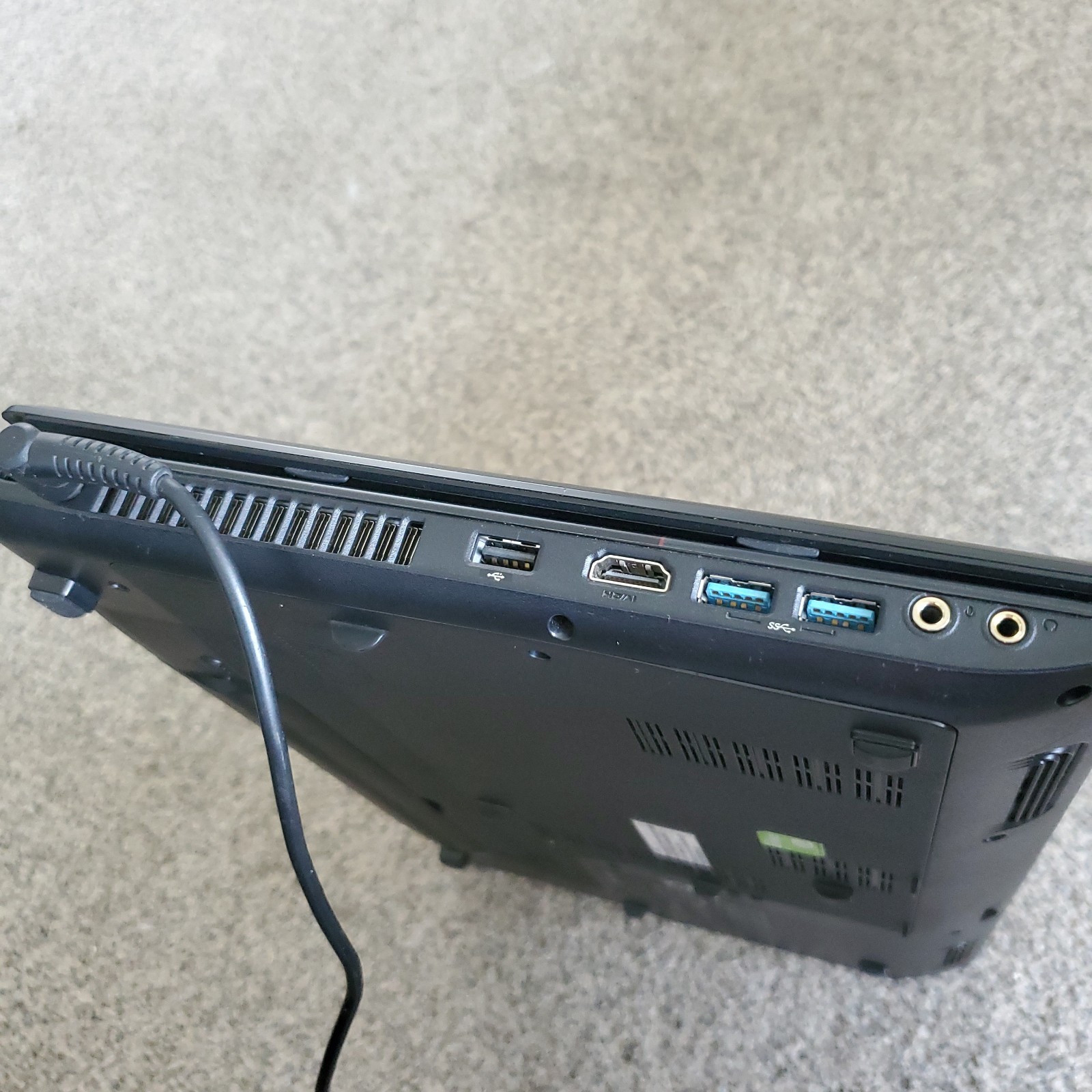 Msi MS-16GH 8gb 256gb Nvidia 940m Trackpad Not Responsive – Excellent Condition