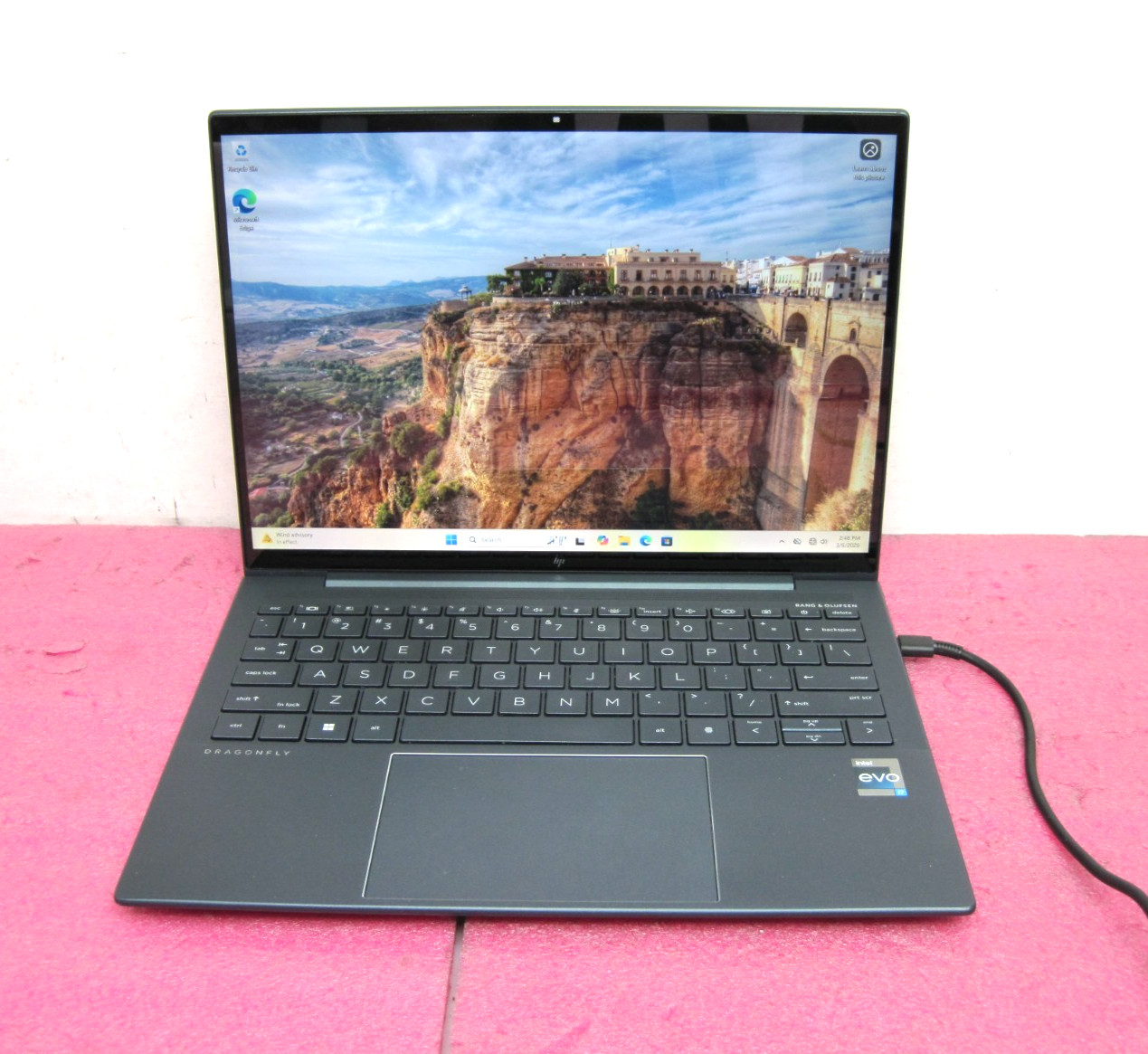 HP Dragonfly G4 13.5″ Touch Intel i7-1355U 32GB 1TB M.2 SSD W11PRO *READ* T9-A12