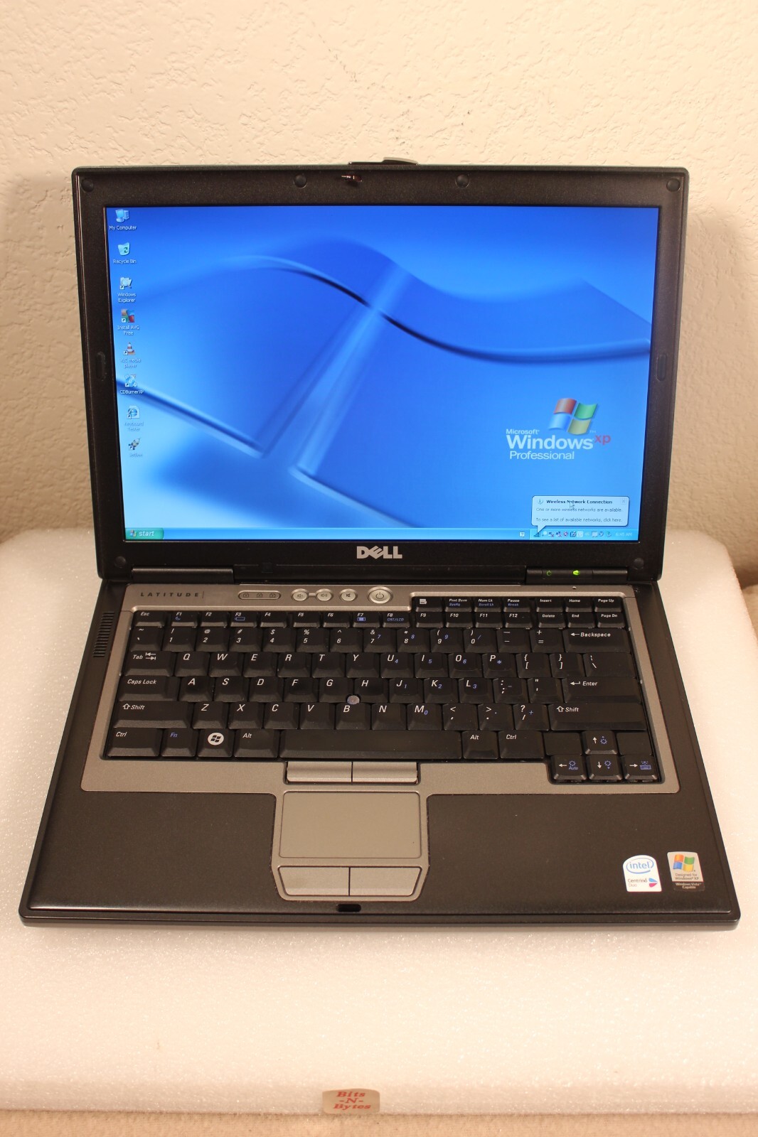 Dell D620 (1.83GHz/2GB/160GB/DVDRW) WXGA+ Windows XP PRO, SERIAL Port