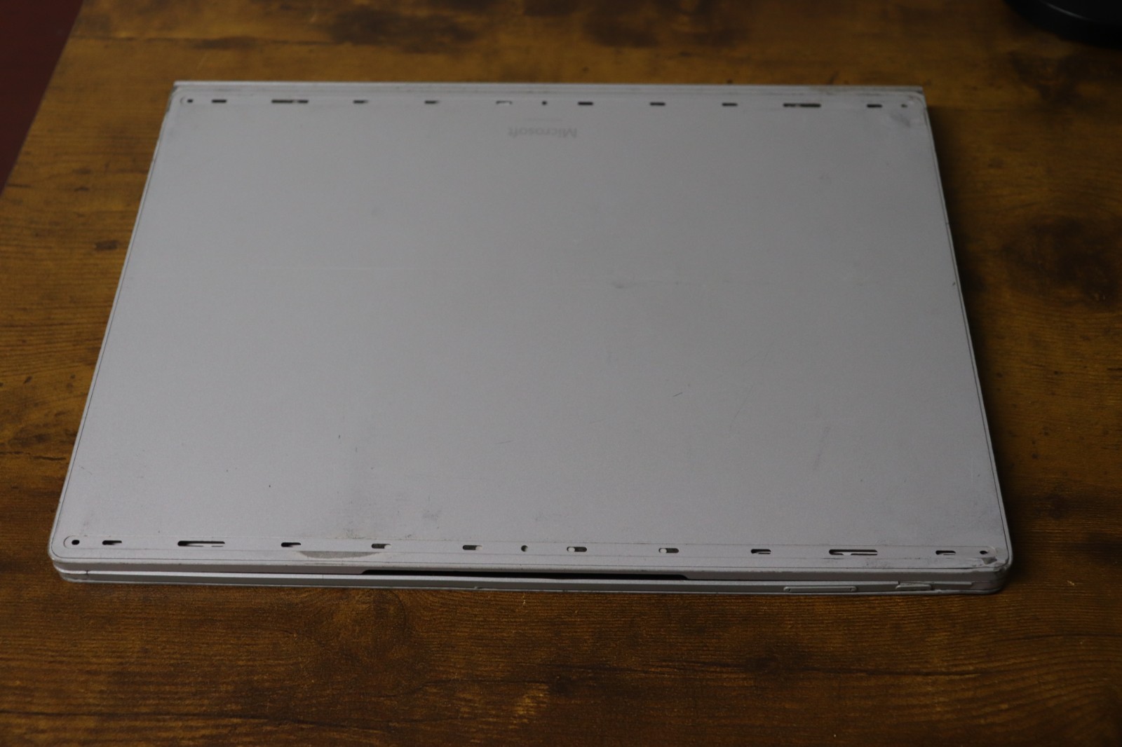 Microsoft Surface Book i5-6300U @ 2.4GHz 128GB SSD 8GB RAM Nvidia GPU 1GB Win 11