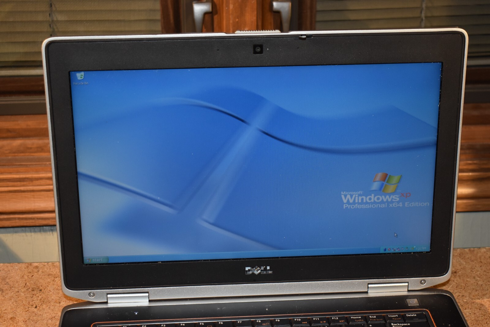 Dell Latitude E6420 Intel Core i5-2520M 8GB RAM 320GB Windows XP Pro x64 64-bit