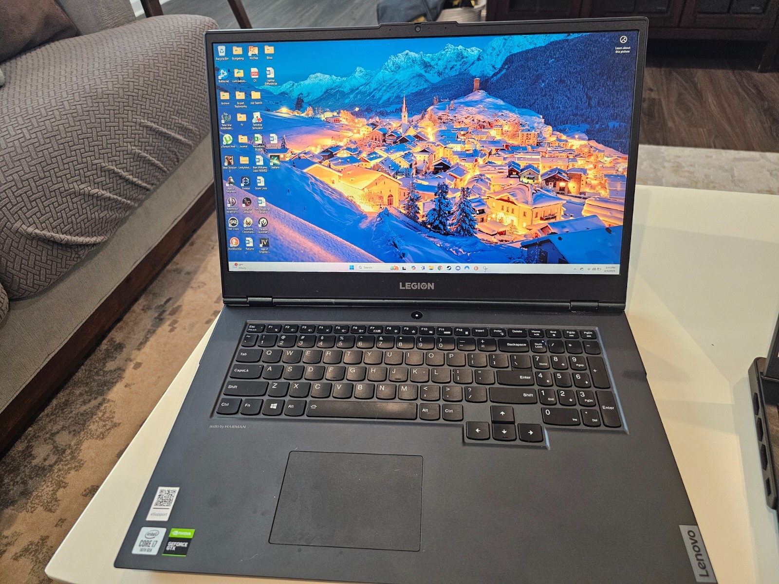 Lenovo Legion 5i 17.3″ laptop, intel i7 10th gen, NVIDIA 1660ti, 1 TB HD