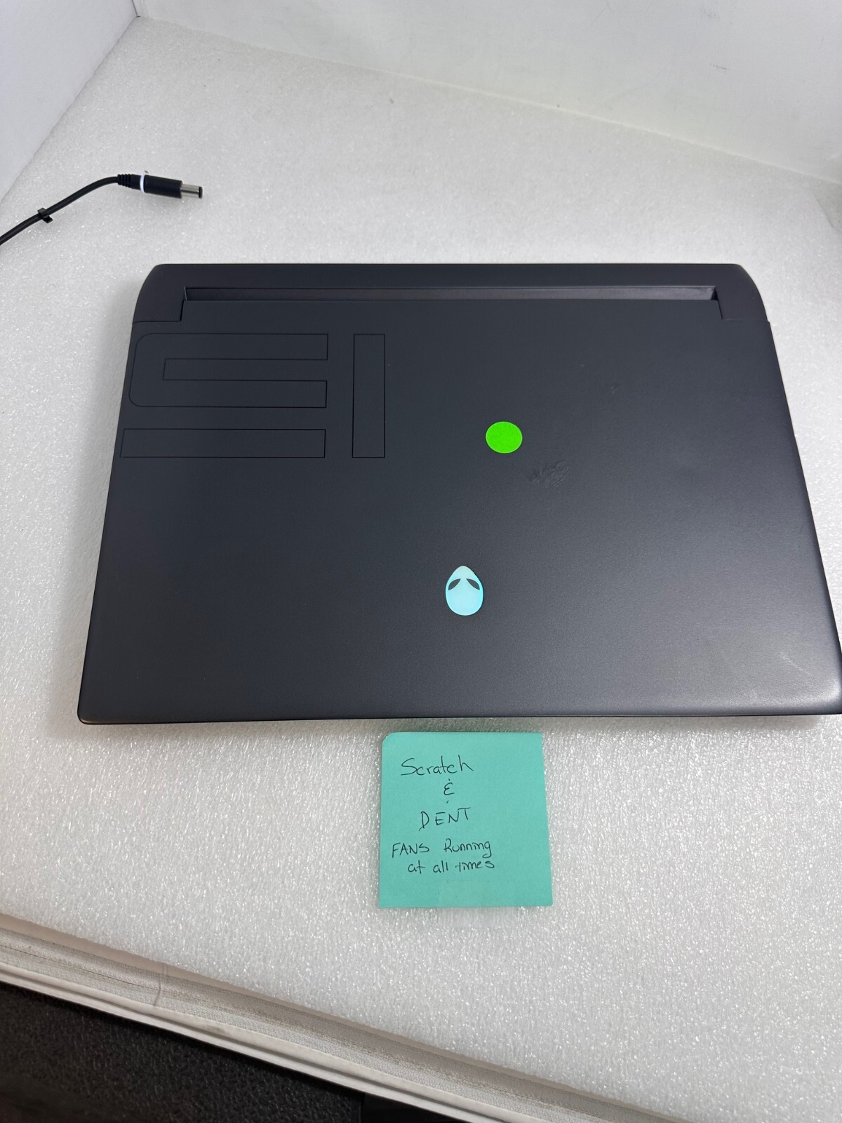 Dell Alienware 15.6″ FHD m15 Ryzen Edition R5 AMD Ryzen 7 8500U 8gb ram 256gb
