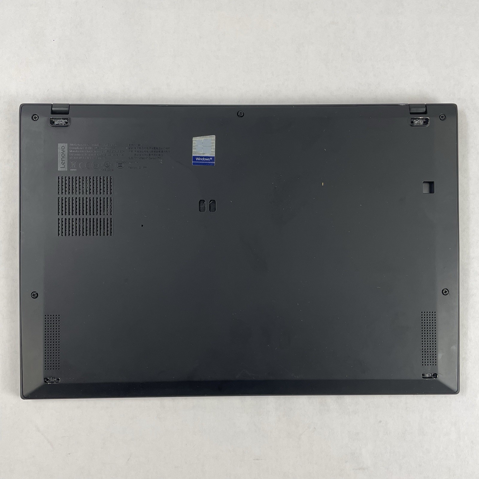 Lenovo ThinkPad X1 Carbon 7Gen i7-8565U 1.80 GHz 16 GB RAM No SSD/OS/AC/Batt