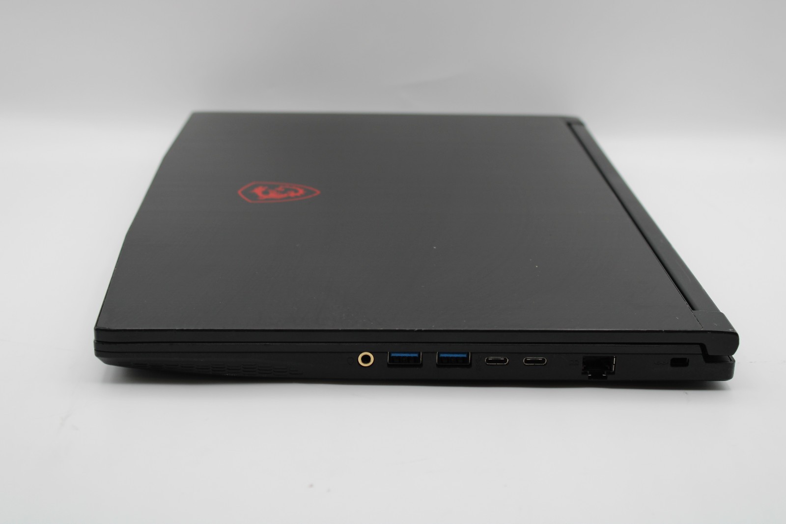 MSI GF65 Thin 9SD _ i7-9750H _ 32GB RAM _ 1TB SSD _ GTX 1660 Ti _ w11h _ No AC