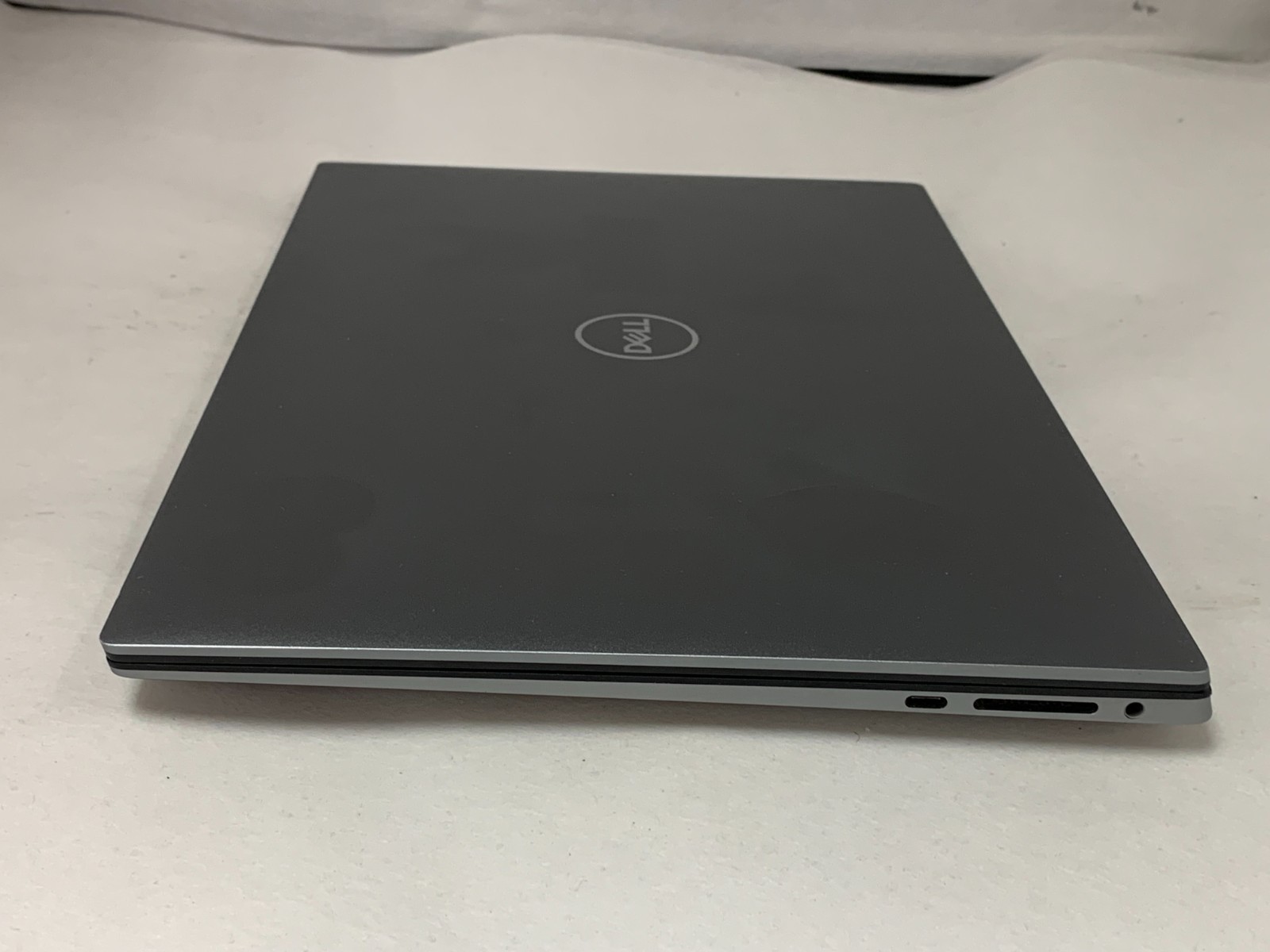 Dell Precision 5570 15.6″ UHD+ Touch i7-12800H 32GB 512GB NVMe NVIDIA RTX A2000