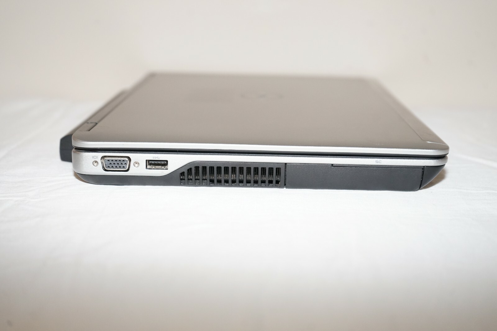 ^ Dell Latitude E6440 14″ Intel Core i5-4300M @ 2.60GHz 8GB Ram No HD #C1418