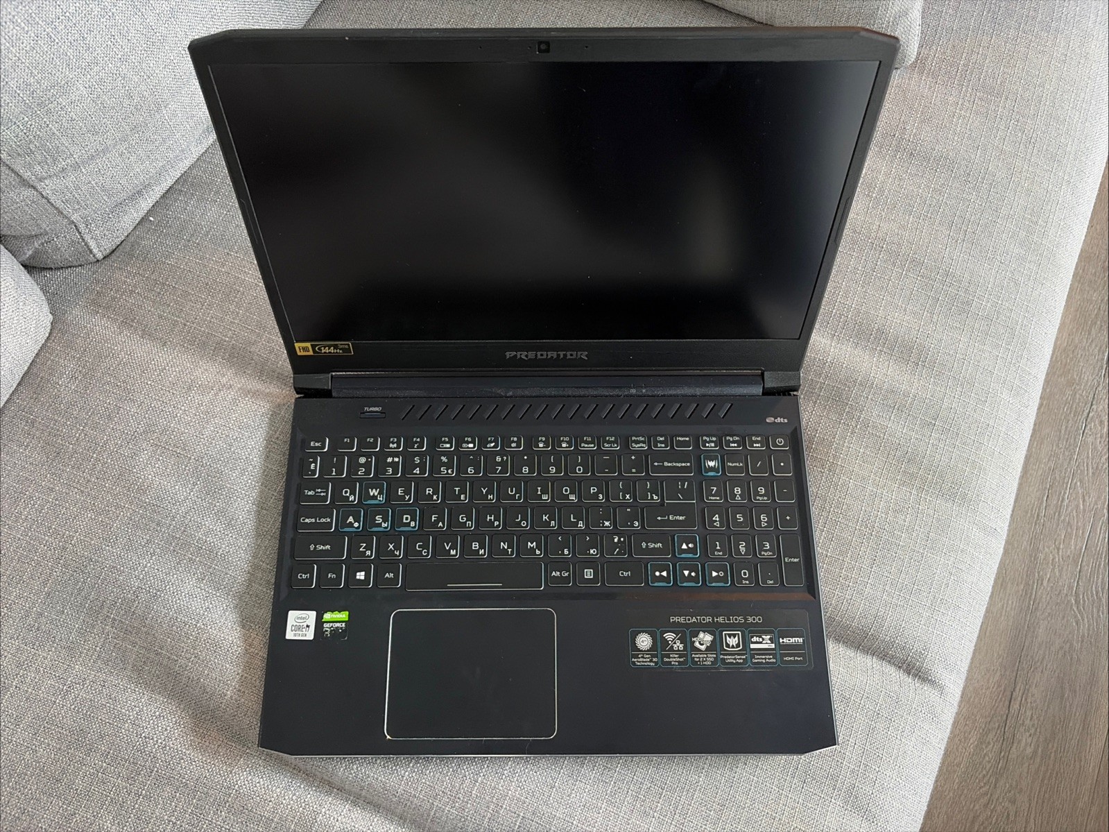 Acer Predator Helios 300 PH315-53-72XD Gaming Laptop for Parts or Repair