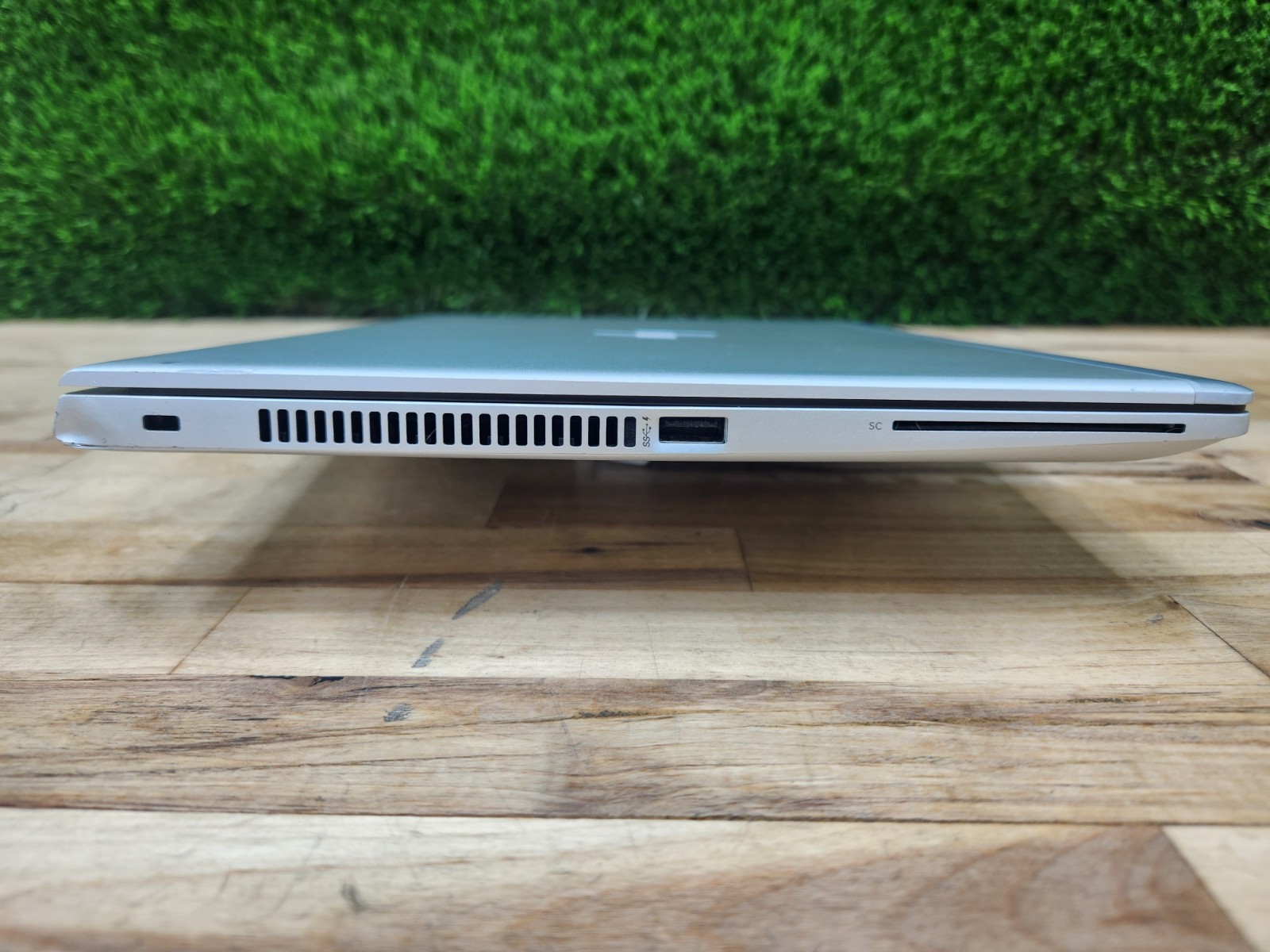 HP EliteBook 830 G5 13″ FHD Touchscreen i7-8550U 1.80GHz 16GB 256GB SSD Win 11 ~
