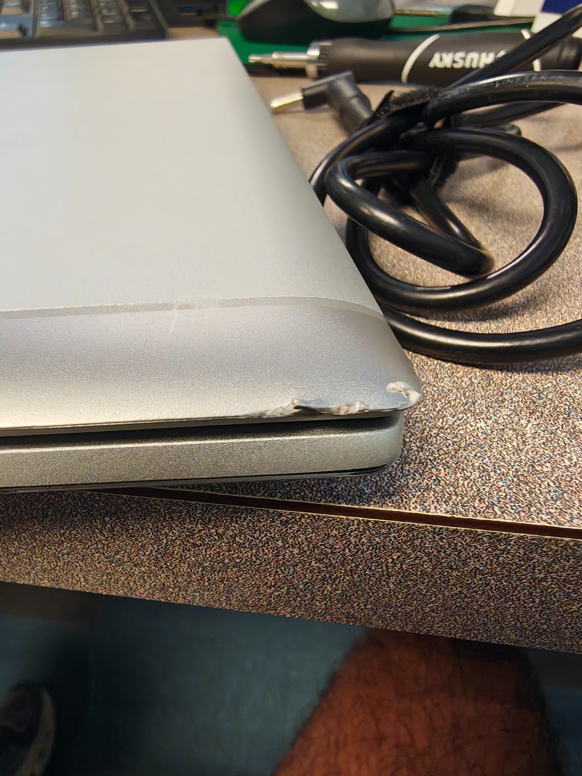 Small Dent: HP EliteBook 850 G7 i5-10210U 8GB 256GB SSD Windows 11 Pro