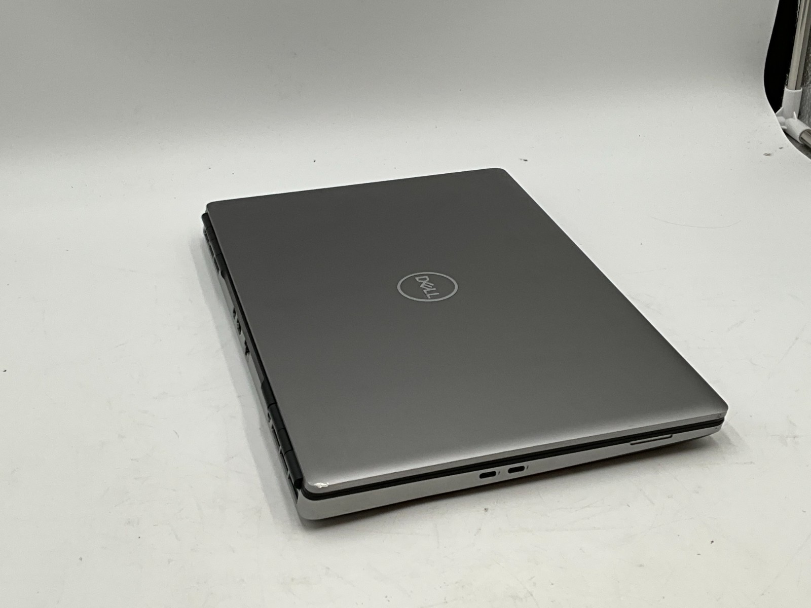 DELL Precision 7560 i7-11850H 2.50g 32GB 1TB T1200 15.6″ win11 LAPTOP JLKC2J3