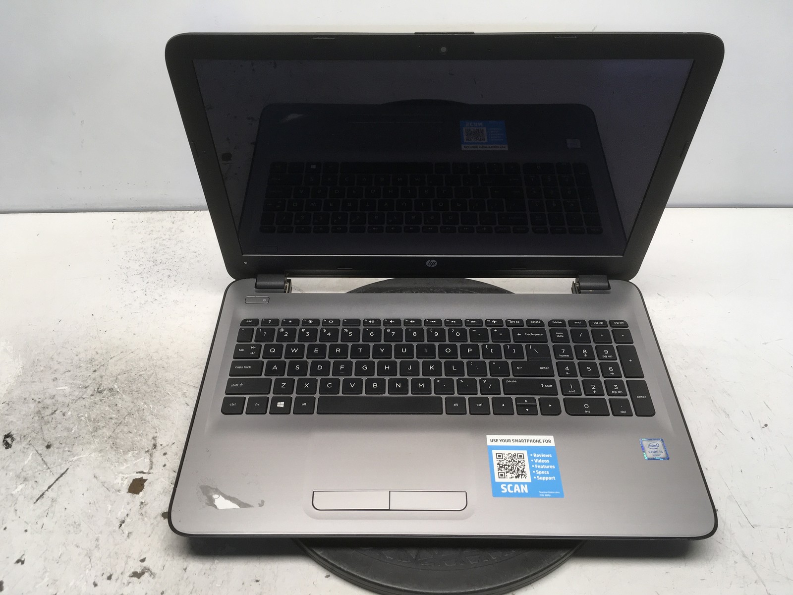 HP 15-AY053NR Intel i5 6th gen No RAM NO HDD No Batt