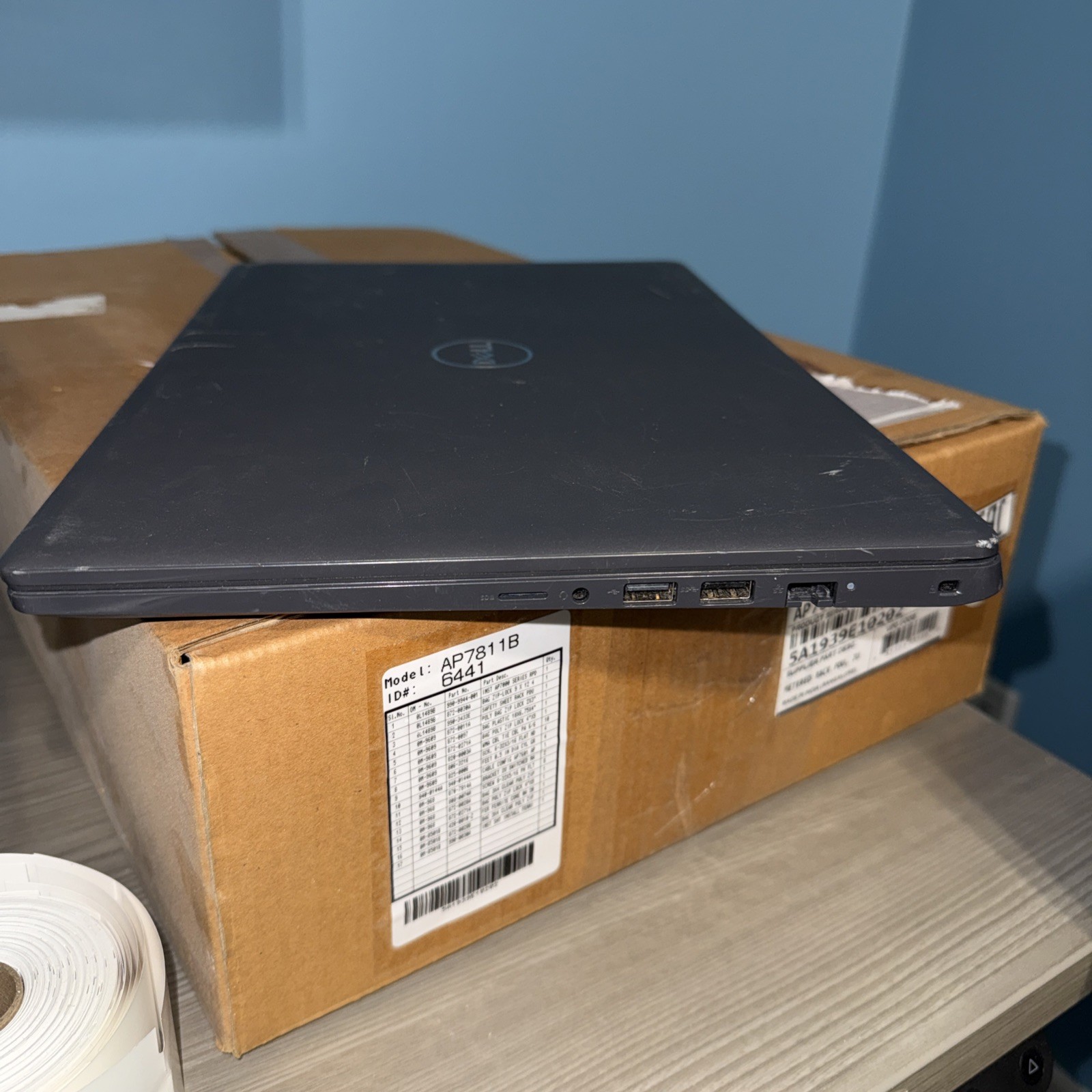 Dell Latitude 3510 15.6″ FHD i7-10510U 8GB RAM No OS/SSD Excellent Battery