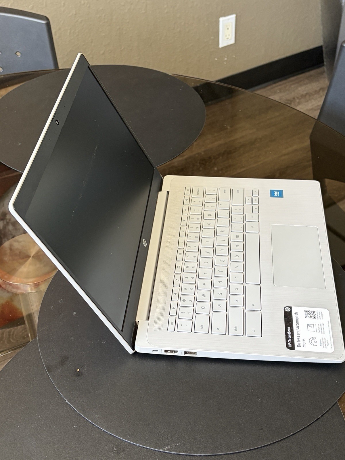 HP Chromebook 14A-NE1013DX 14-inch, 4GB RAM, 64GB eMMC Storage