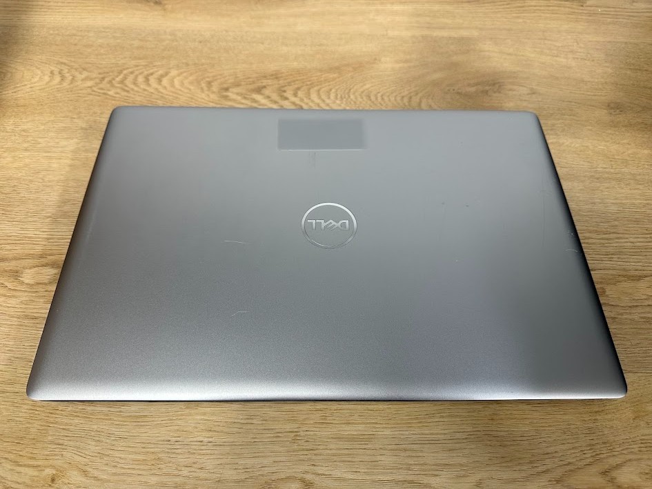 Dell Precision 7550, Core i7 10850H, 64GB DDR4, Quadro T2000, 512GB SSD, 2020