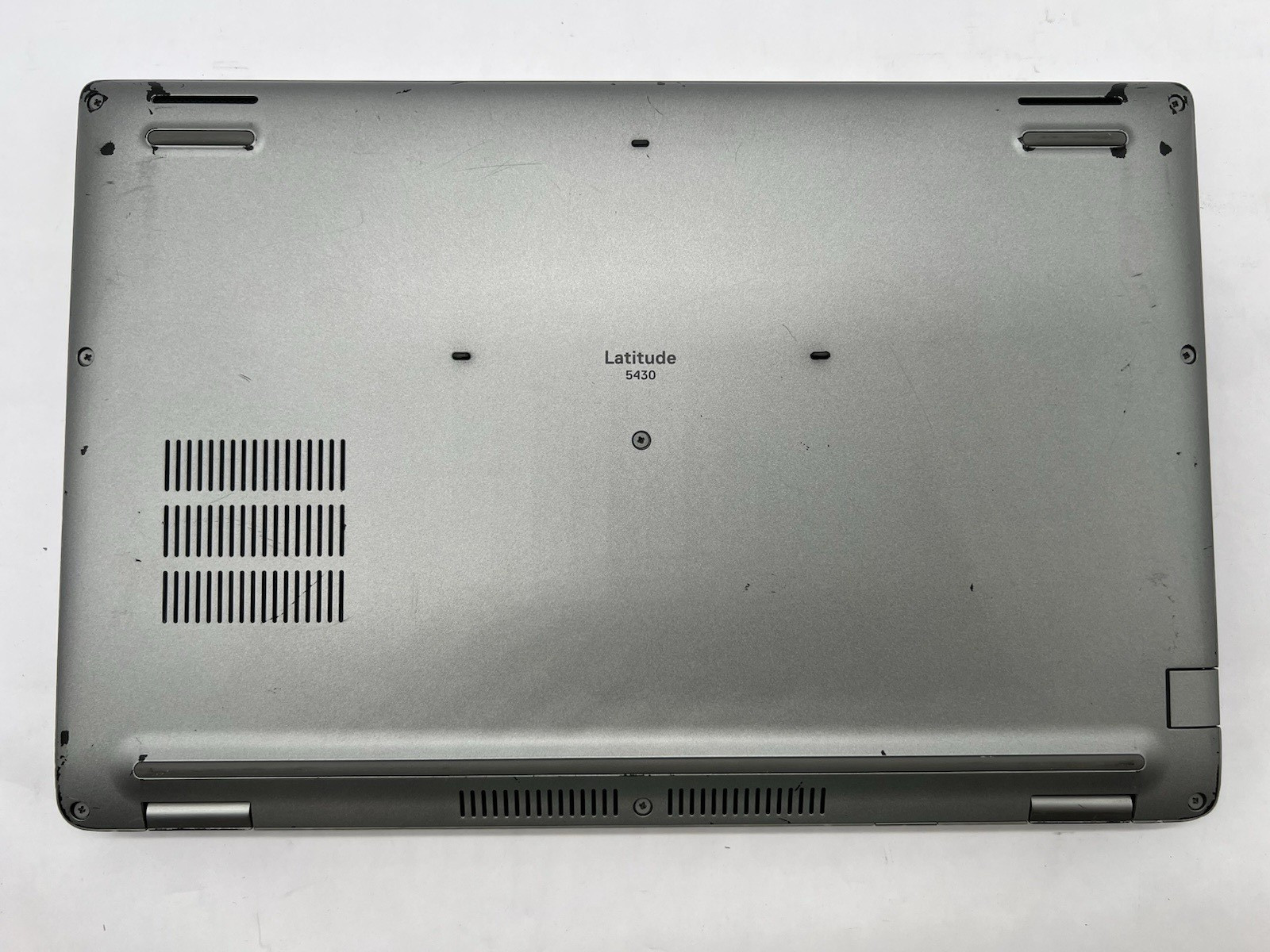 Dell Latitude 5430, i5-1245U, 3.9GHz, 16GB RAM, 256GB NVMe-No OS/Charger