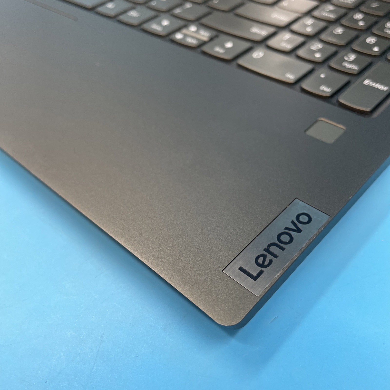 Lenovo Yoga 7i 15ITL5 | i7-1165G7 | 12GB RAM | 512GB SSD | NO OS | 68% BATT