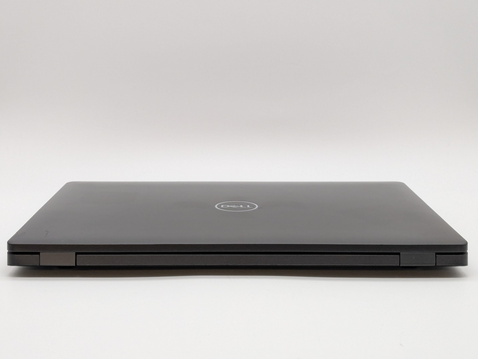 Dell Precision 3540 15″ FHD I5-8365U 1TB 16GB W11P AMD Radeon Pro WX 2100